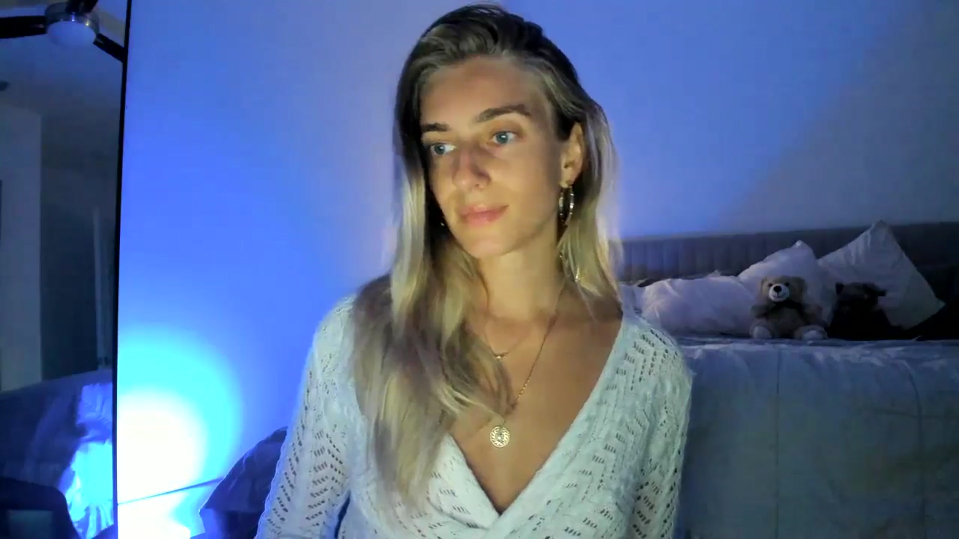 Gallery image thumbnail from Vodka_Queen's myfreecams stream on, 06/02/2024, 05:37 image 17 of 20