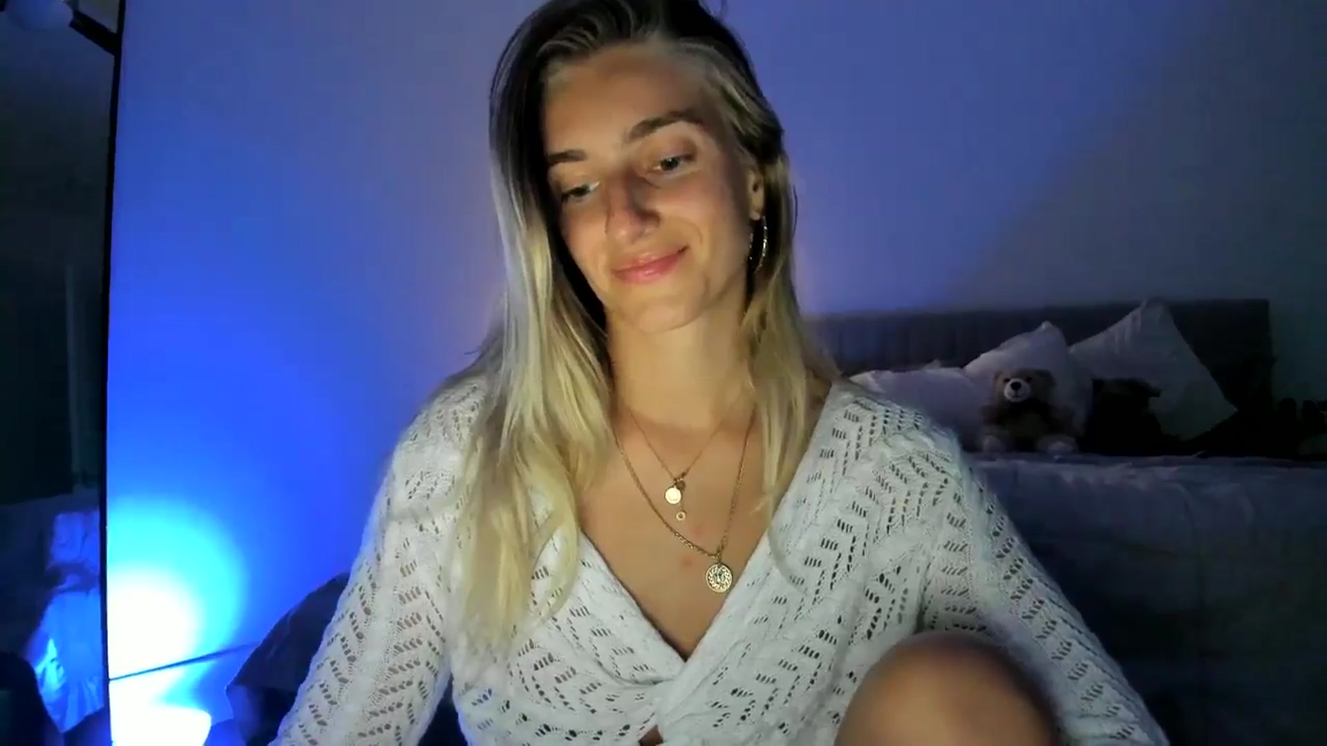 Gallery image thumbnail from Vodka_Queen's myfreecams stream on, 06/02/2024, 05:37 image 9 of 20