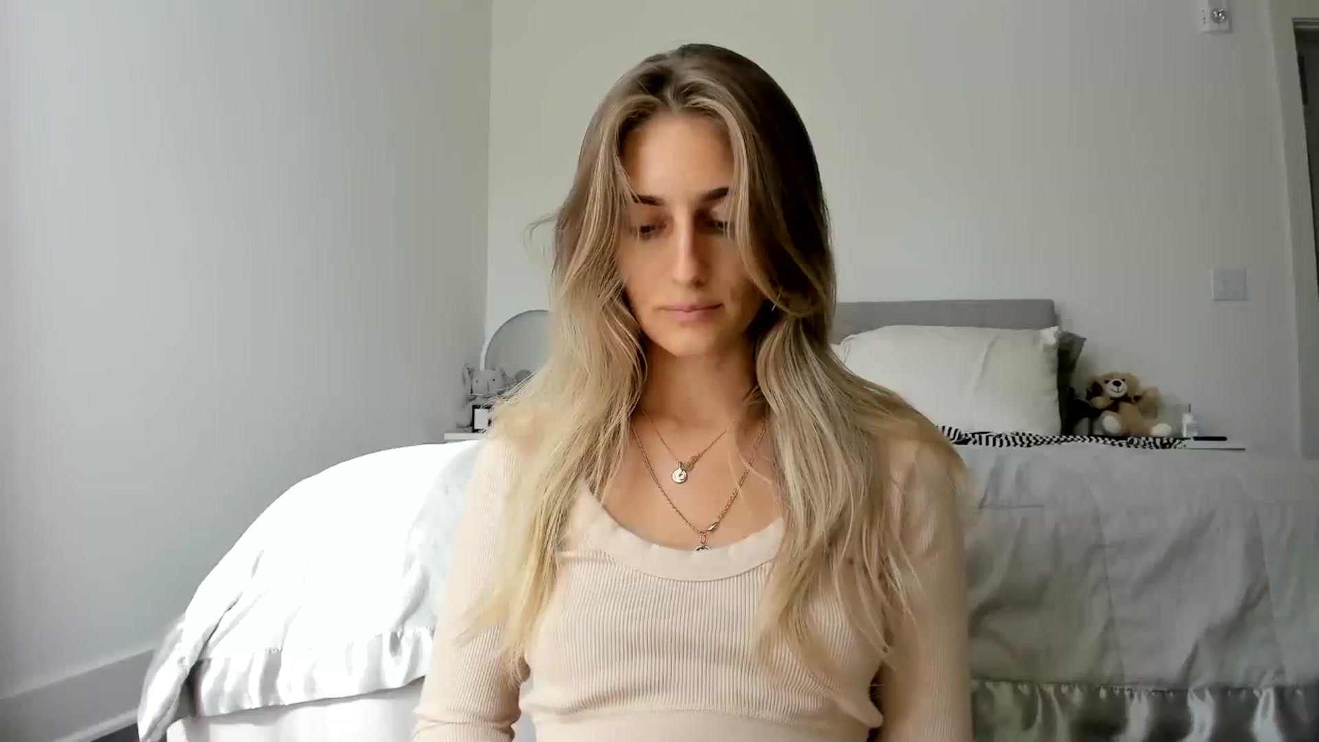 Gallery image thumbnail from Vodka_Queen's myfreecams stream on, 06/02/2024, 23:49 image 10 of 20