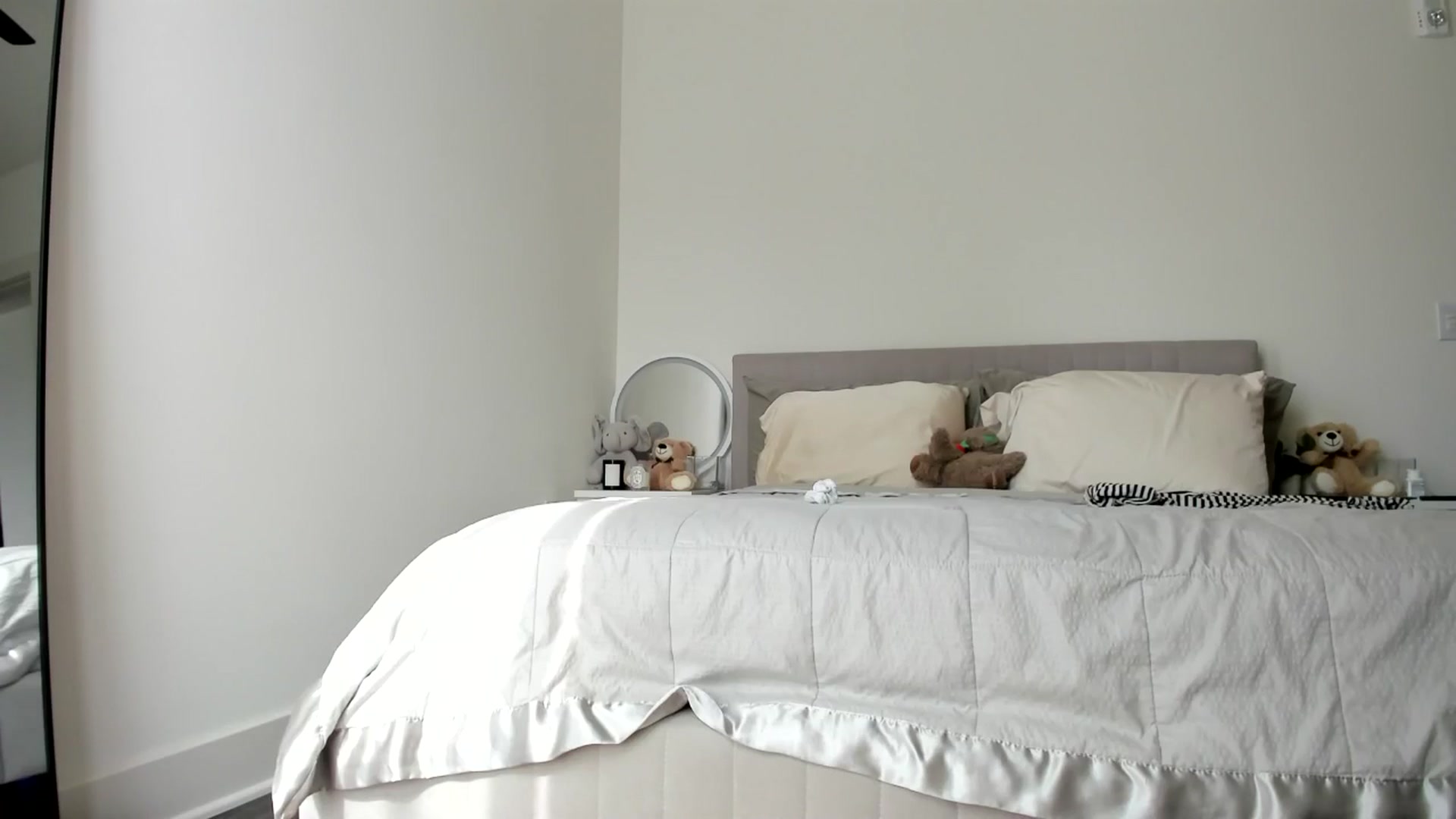 Gallery image thumbnail from Vodka_Queen's myfreecams stream on, 06/02/2024, 23:49 image 2 of 20