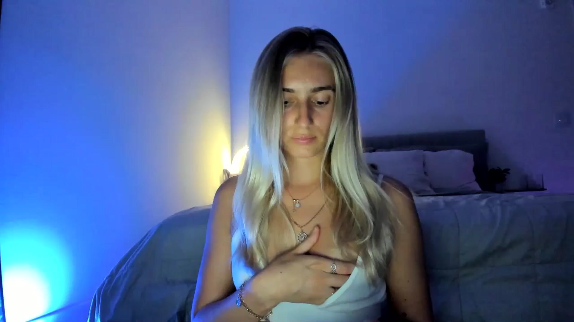 Gallery image thumbnail from Vodka_Queen's myfreecams stream on, 06/17/2024, 05:47 image 6 of 20