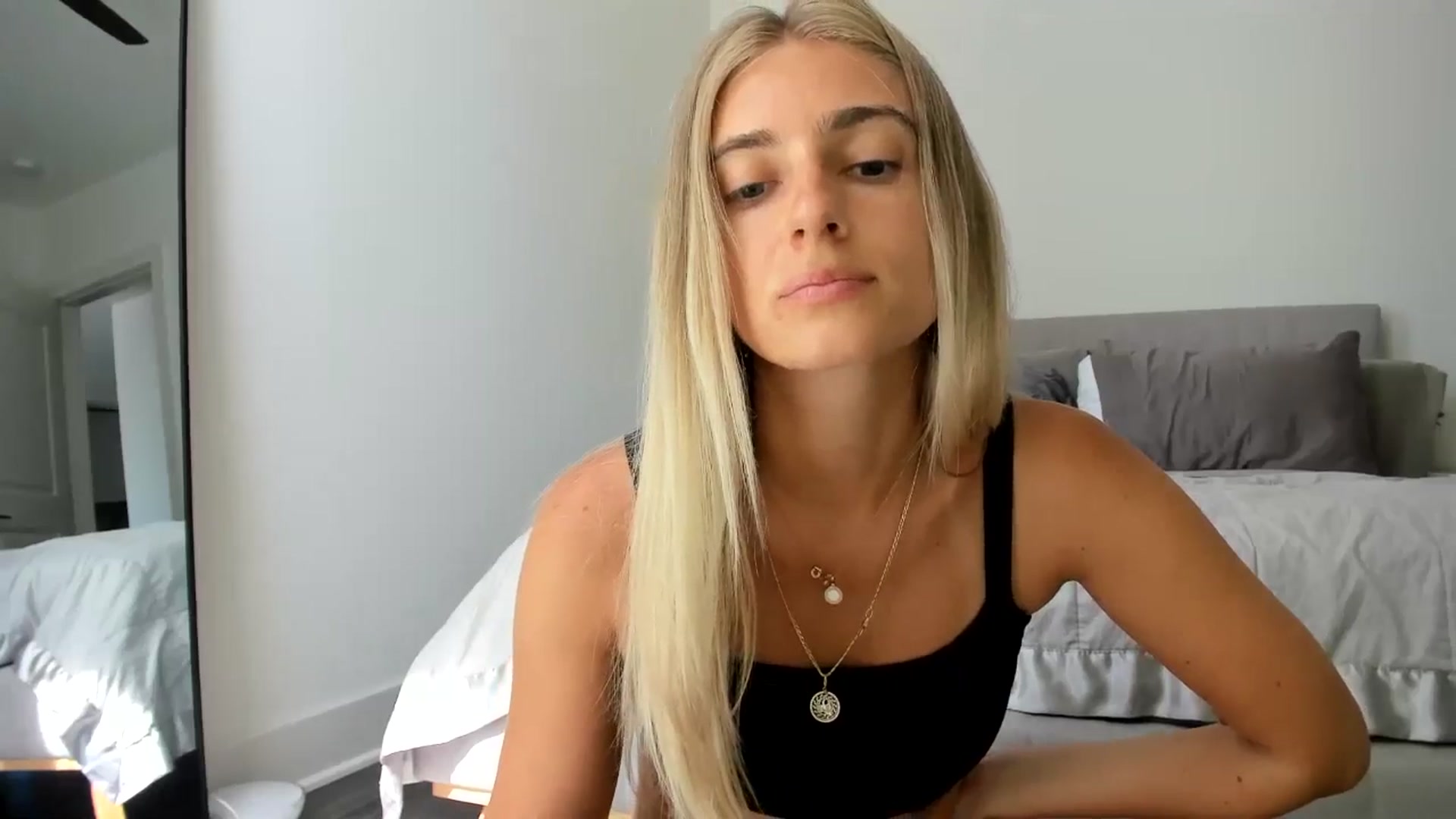 Gallery image thumbnail from Vodka_Queen's myfreecams stream on, 06/23/2024, 22:22 image 20 of 20