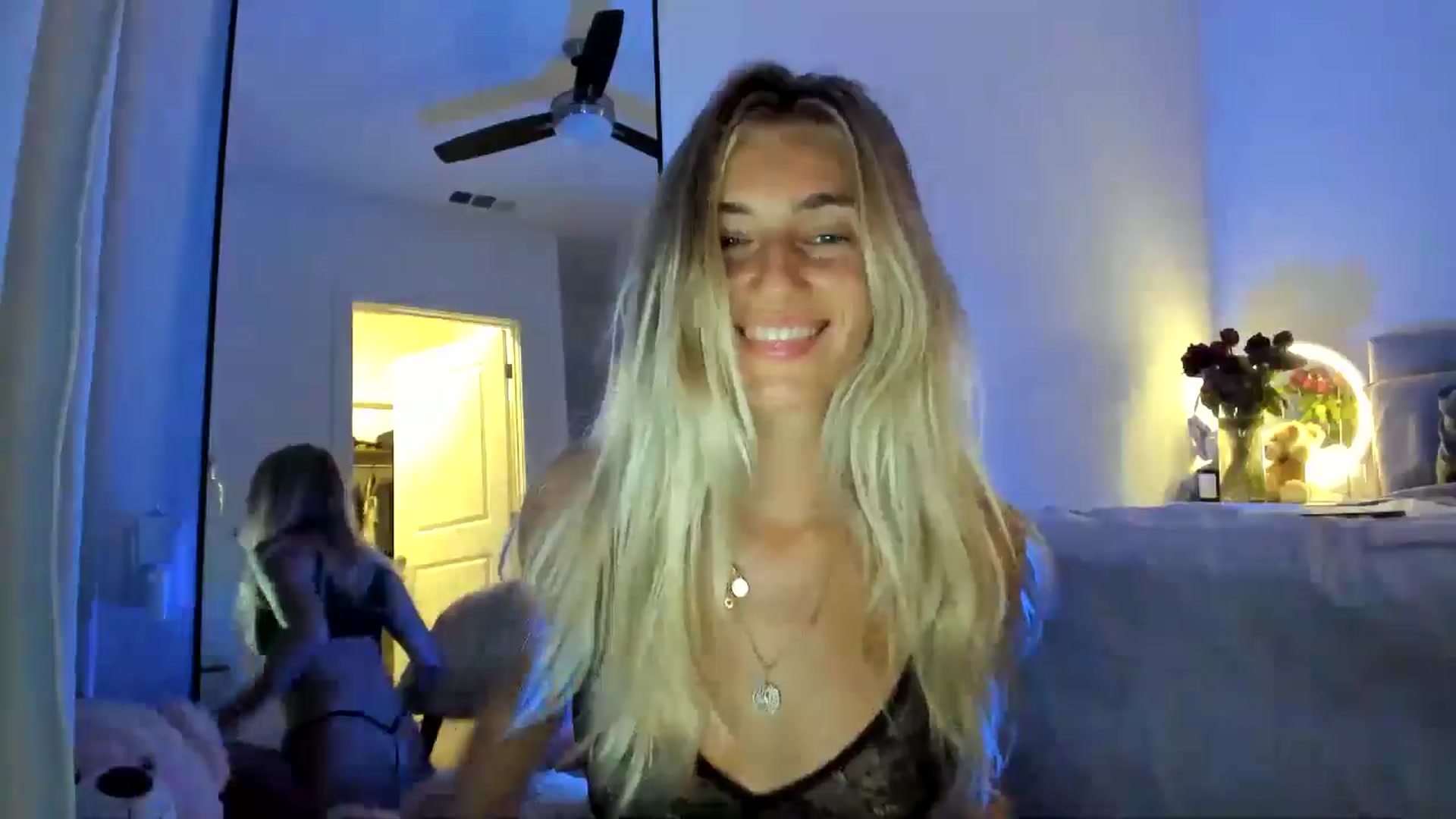 Gallery image thumbnail from Vodka_Queen's myfreecams stream on, 08/06/2024, 05:05 image 10 of 20