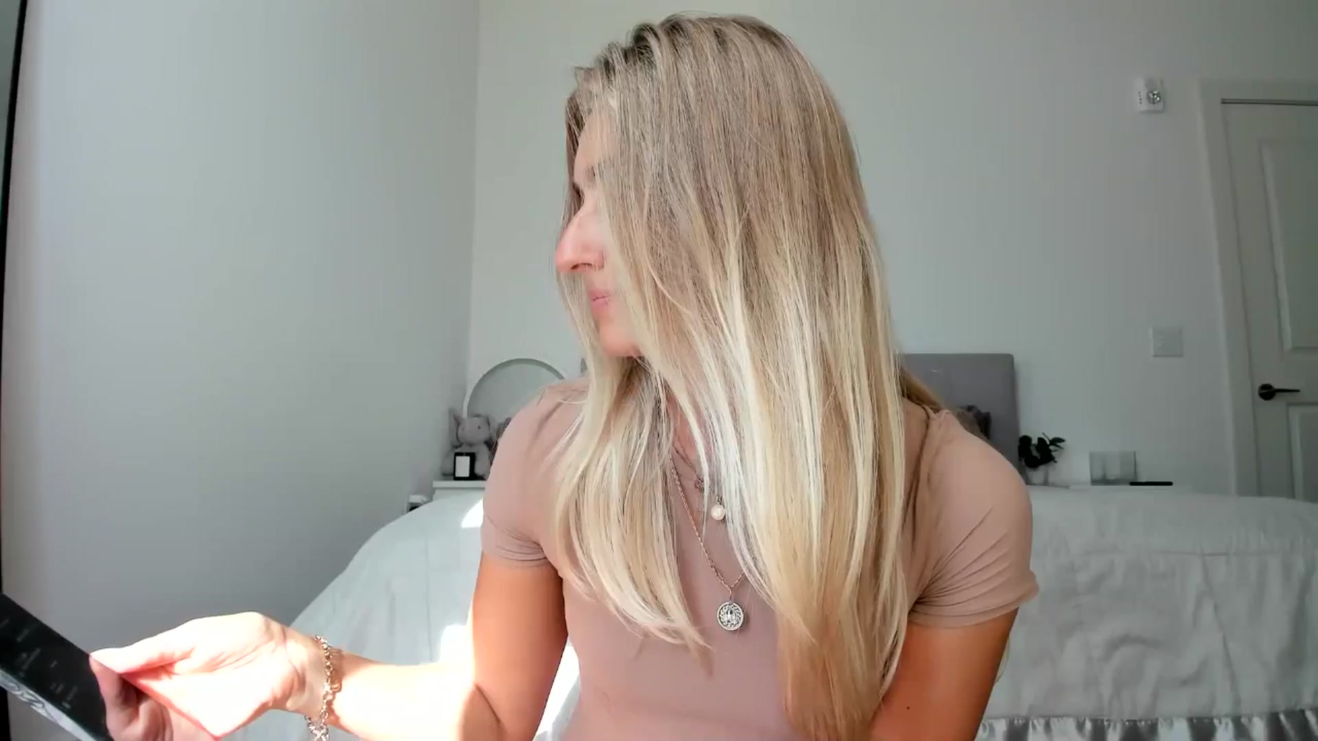 Gallery image thumbnail from Vodka_Queen's myfreecams stream on, 08/07/2024, 24:43 image 20 of 20