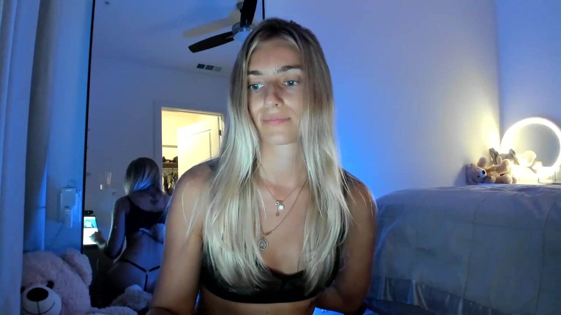 Gallery image thumbnail from Vodka_Queen's myfreecams stream on, 08/07/2024, 07:05 image 20 of 20