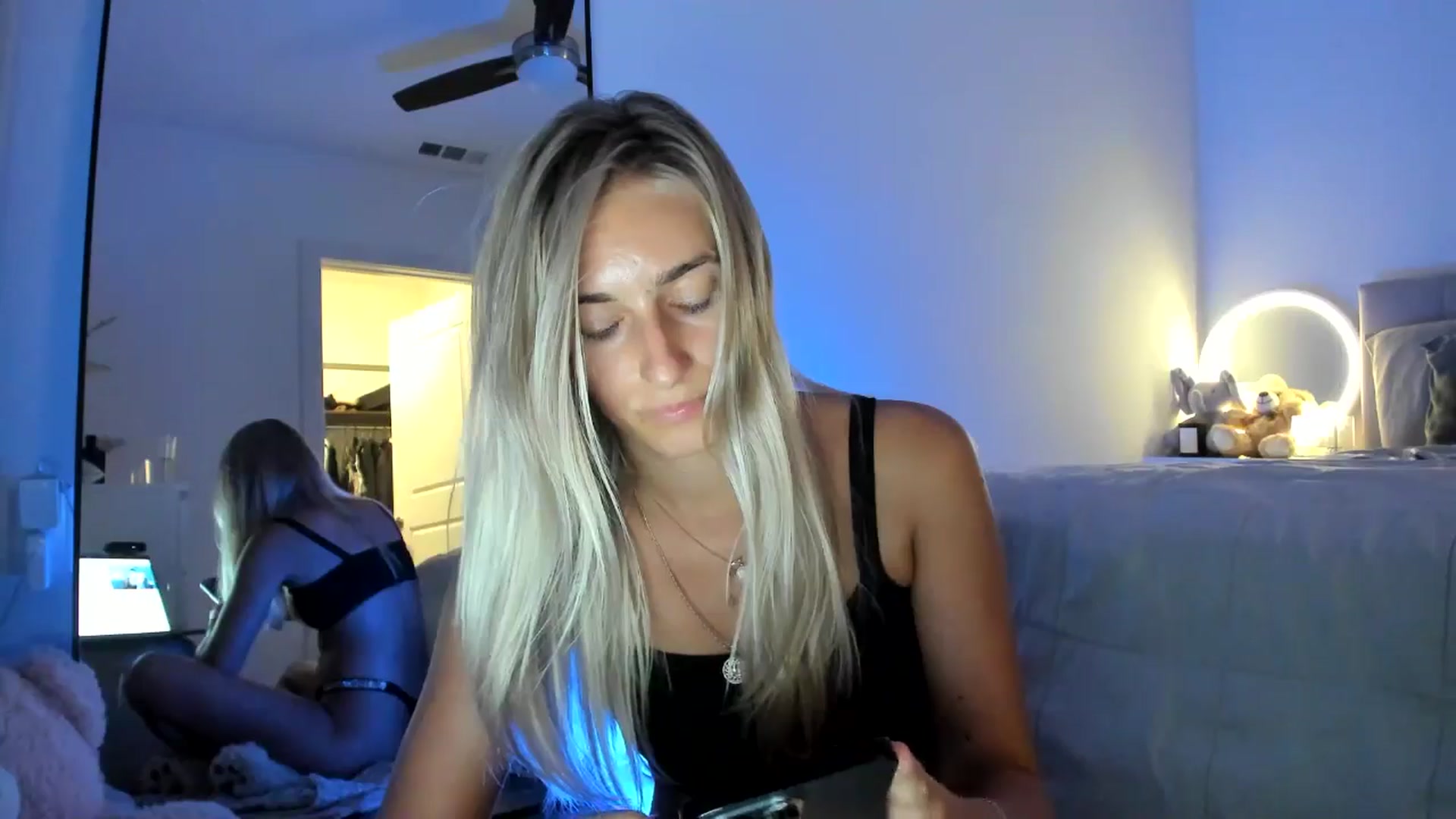 Gallery image thumbnail from Vodka_Queen's myfreecams stream on, 08/08/2024, 06:57 image 7 of 20