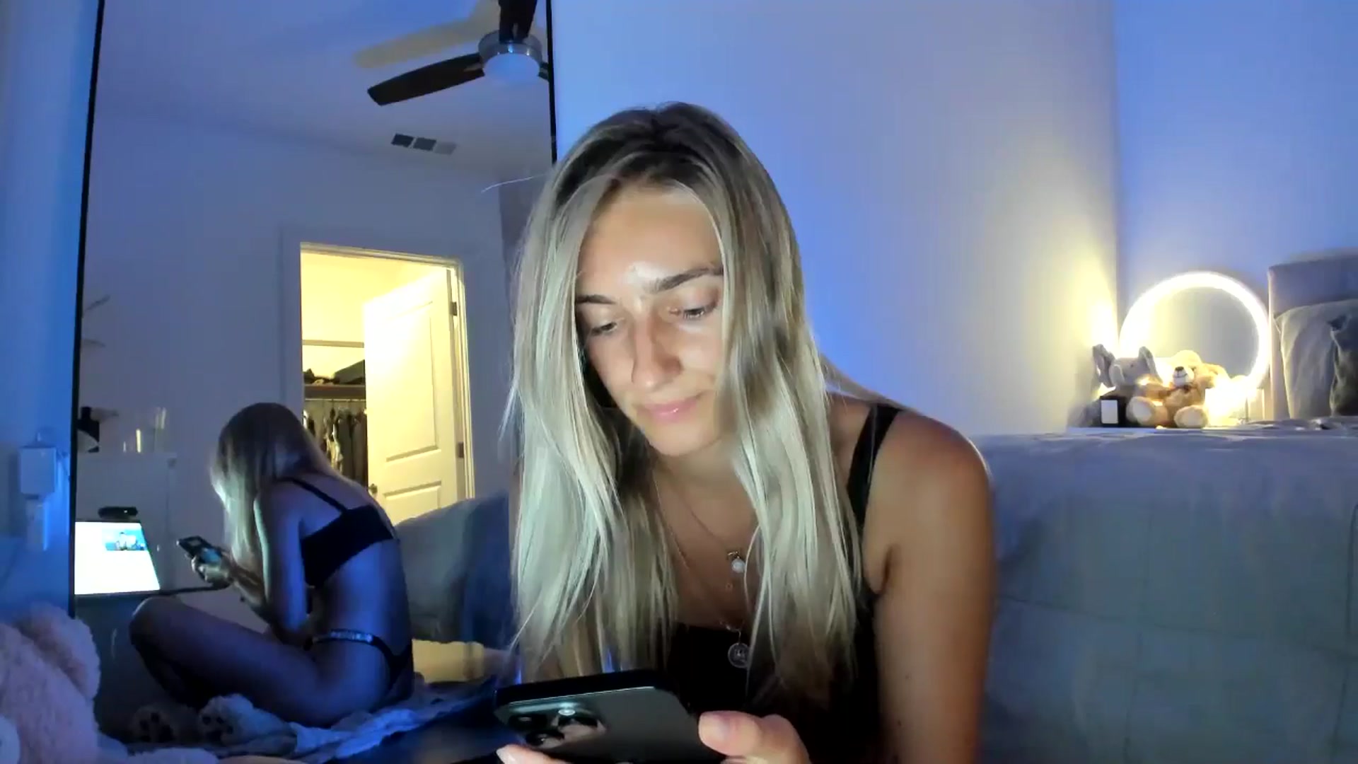 Gallery image thumbnail from Vodka_Queen's myfreecams stream on, 08/08/2024, 06:57 image 3 of 20
