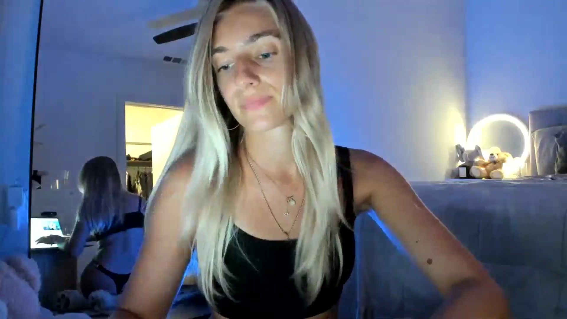 Gallery image thumbnail from Vodka_Queen's myfreecams stream on, 08/08/2024, 06:57 image 20 of 20