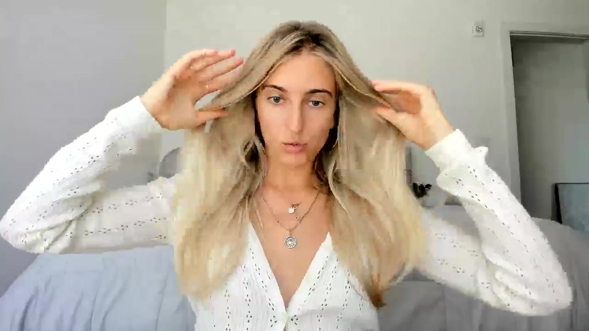 Gallery image thumbnail from Vodka_Queen's myfreecams stream on, 08/29/2024, 19:39 image 16 of 20