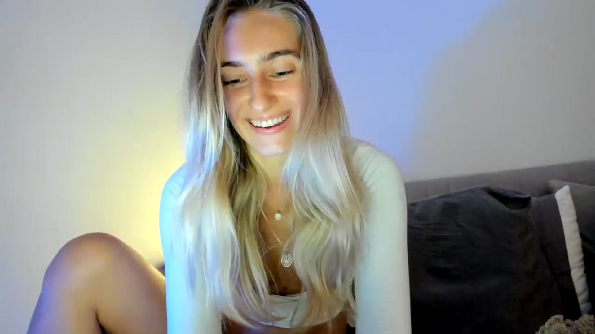 Gallery image thumbnail from Vodka_Queen's myfreecams stream on, 09/21/2024, 06:41 image 5 of 20