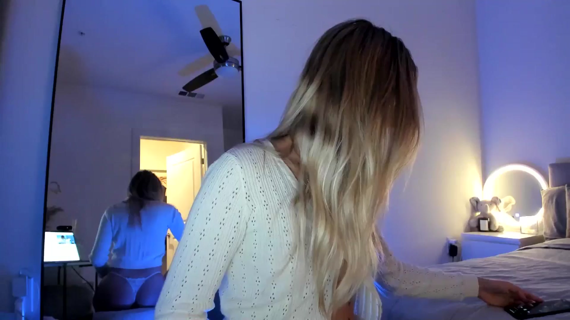 Gallery image thumbnail from Vodka_Queen's myfreecams stream on, 10/01/2024, 05:03 image 8 of 20
