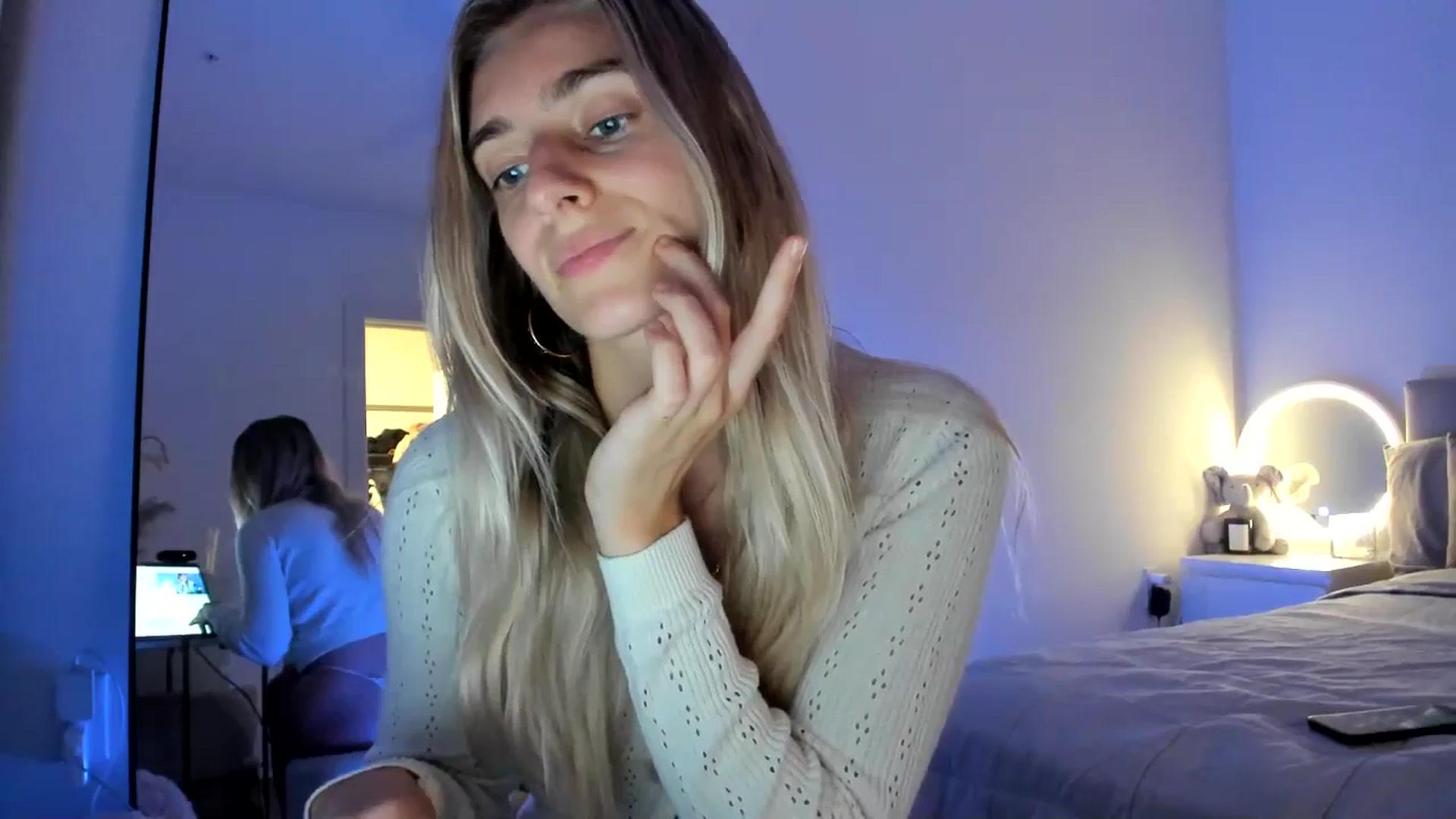Gallery image thumbnail from Vodka_Queen's myfreecams stream on, 10/01/2024, 07:05 image 20 of 20