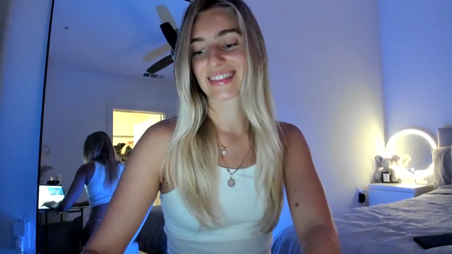 Gallery image thumbnail from Vodka_Queen's myfreecams stream on, 10/02/2024, 05:21 image 2 of 20