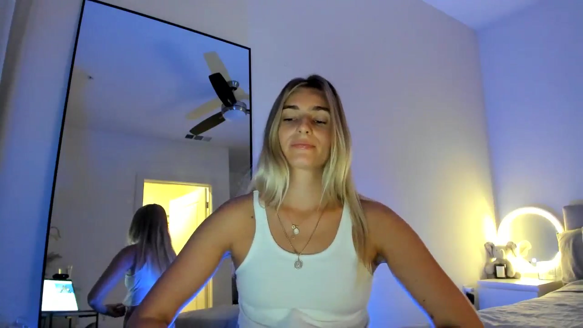 Gallery image thumbnail from Vodka_Queen's myfreecams stream on, 10/02/2024, 05:21 image 7 of 20