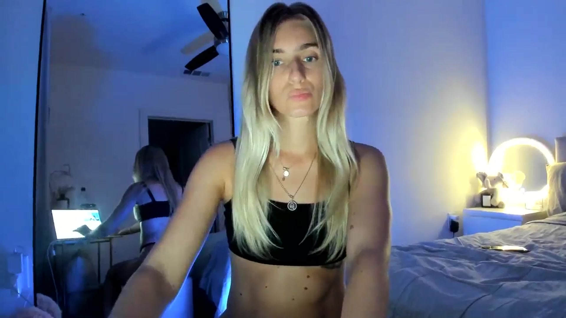 Gallery image thumbnail from Vodka_Queen's myfreecams stream on, 10/06/2024, 07:59 image 17 of 20