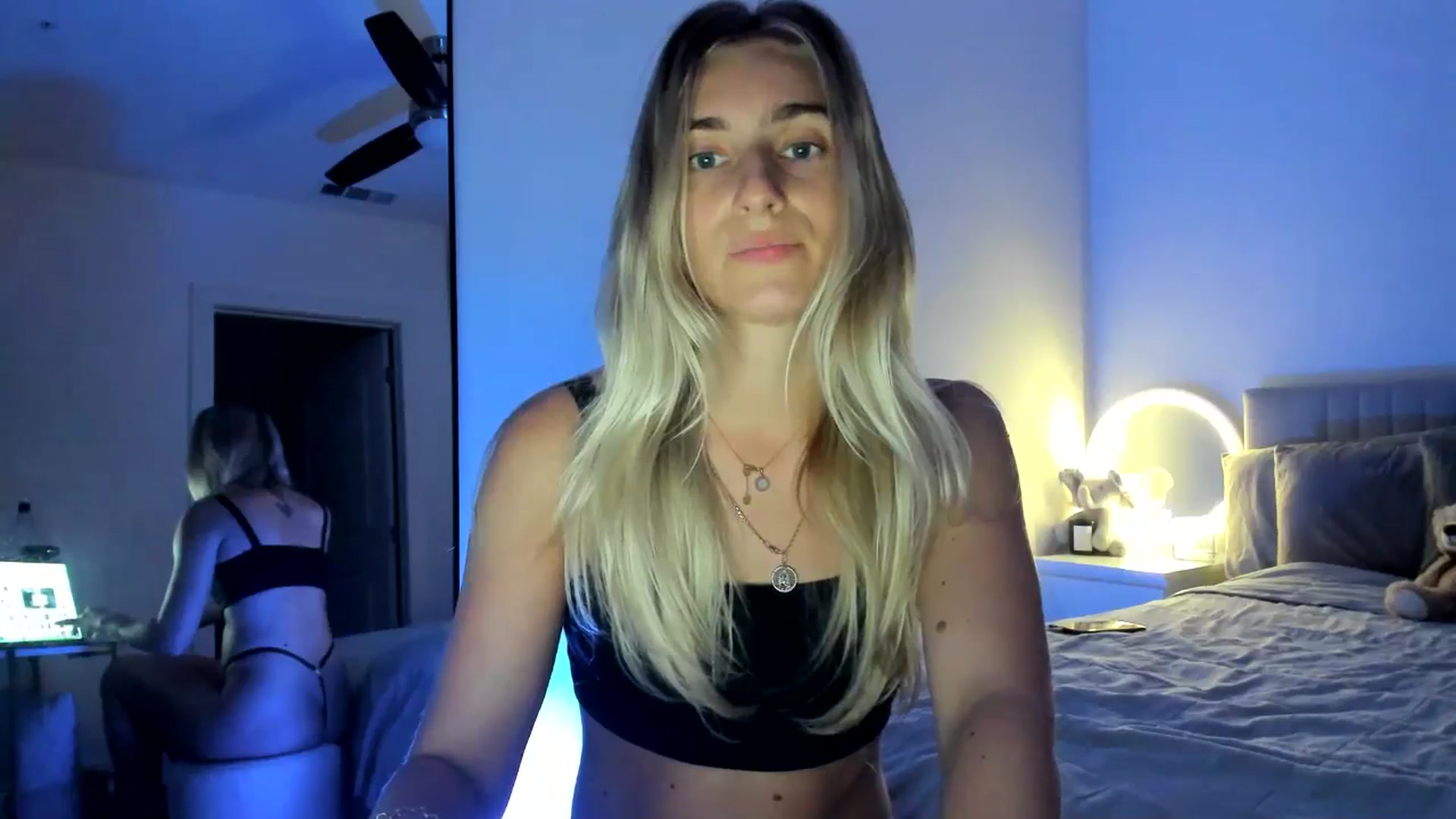 Gallery image thumbnail from Vodka_Queen's myfreecams stream on, 10/06/2024, 07:59 image 14 of 20