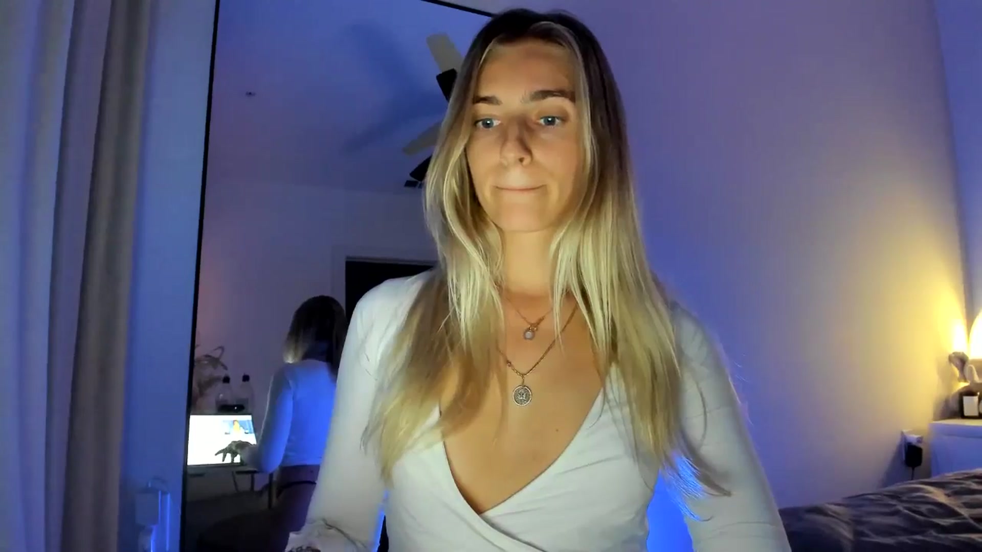 Gallery image thumbnail from Vodka_Queen's myfreecams stream on, 10/10/2024, 05:18 image 20 of 20