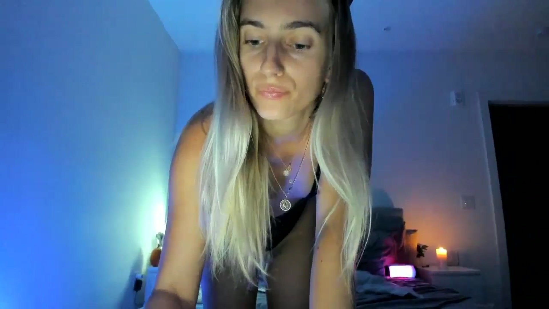 Gallery image thumbnail from Vodka_Queen's myfreecams stream on, 10/28/2024, 02:04 image 13 of 20