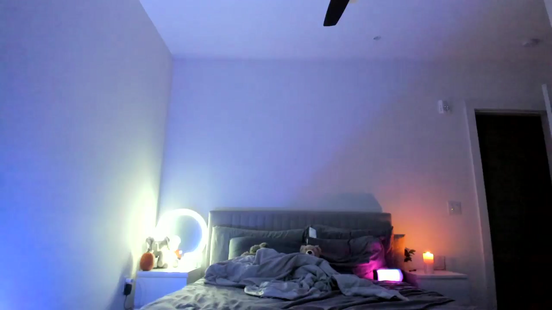 Gallery image thumbnail from Vodka_Queen's myfreecams stream on, 10/28/2024, 02:04 image 18 of 20