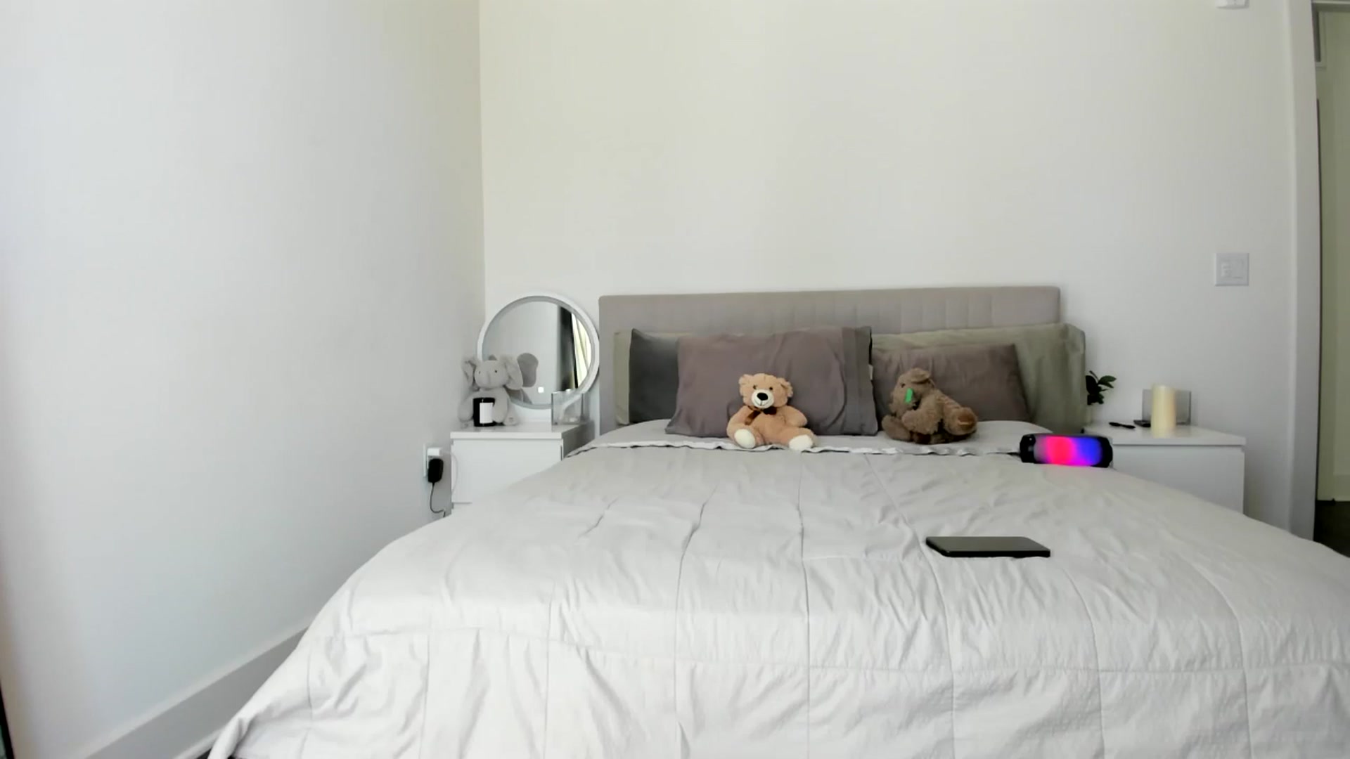Gallery image thumbnail from Vodka_Queen's myfreecams stream on, 10/31/2024, 23:54 image 7 of 20