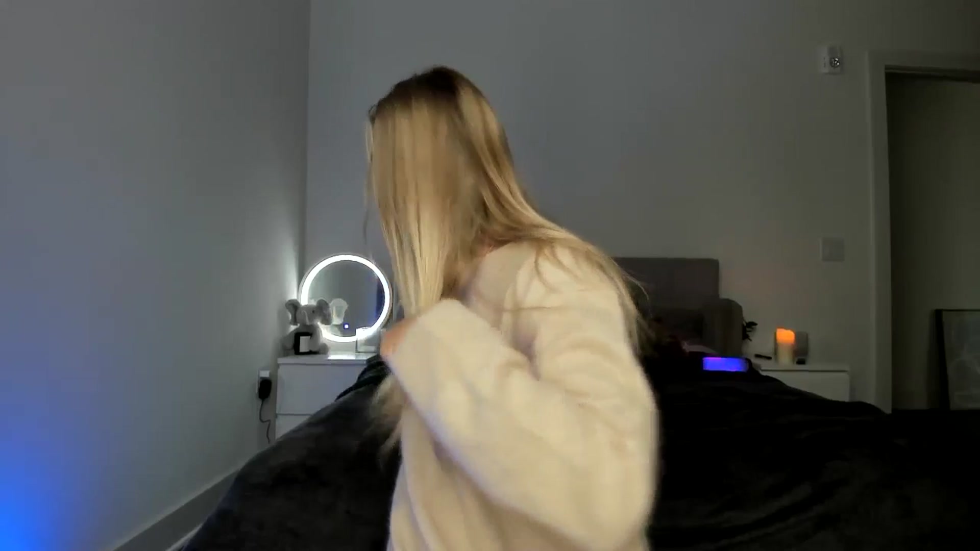 Gallery image thumbnail from Vodka_Queen's myfreecams stream on, 11/03/2024, 24:28 image 20 of 20