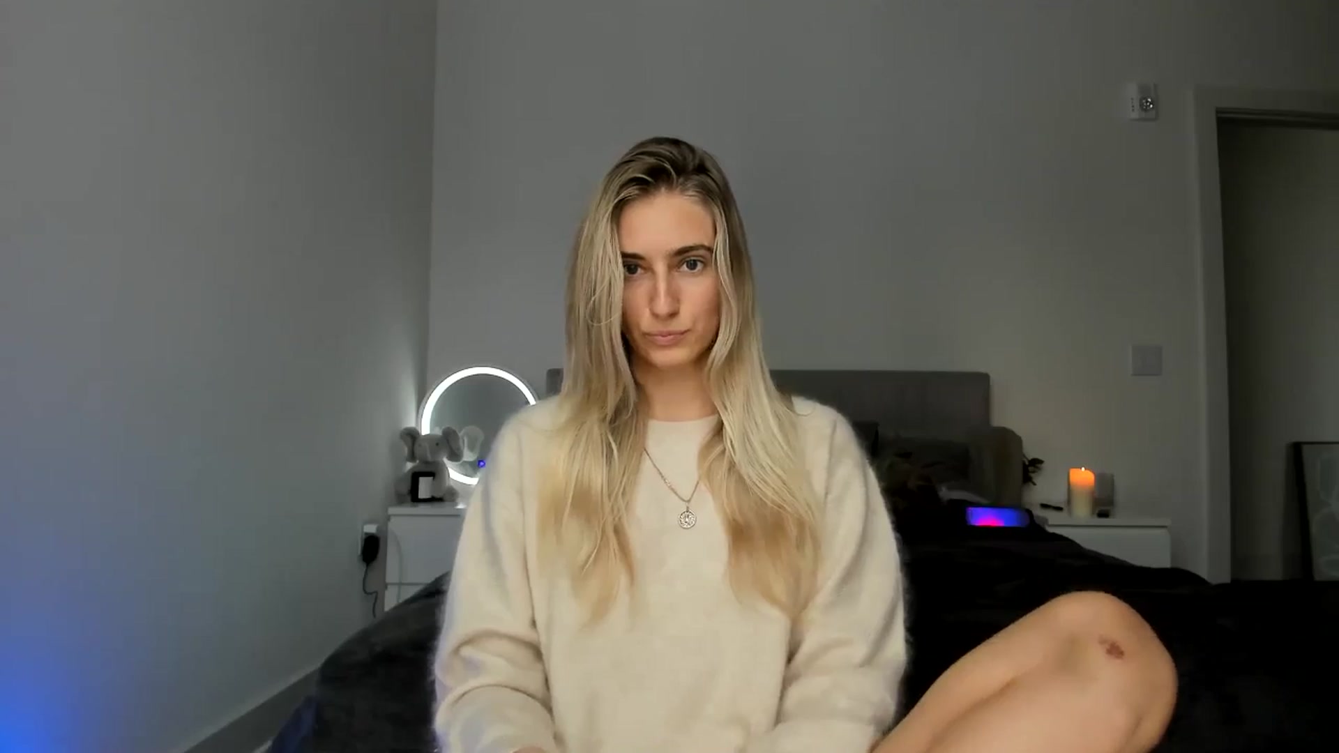 Gallery image thumbnail from Vodka_Queen's myfreecams stream on, 11/03/2024, 24:28 image 10 of 20