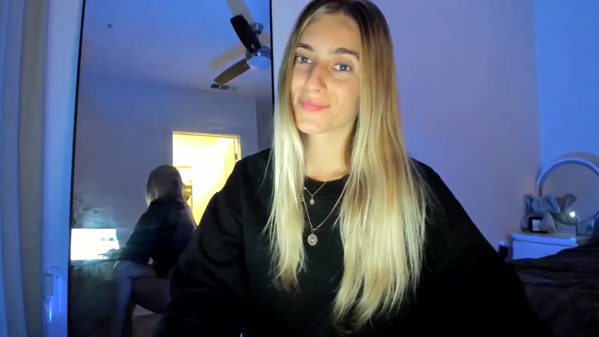 Gallery image thumbnail from Vodka_Queen's myfreecams stream on, 11/04/2024, 05:54 image 8 of 20