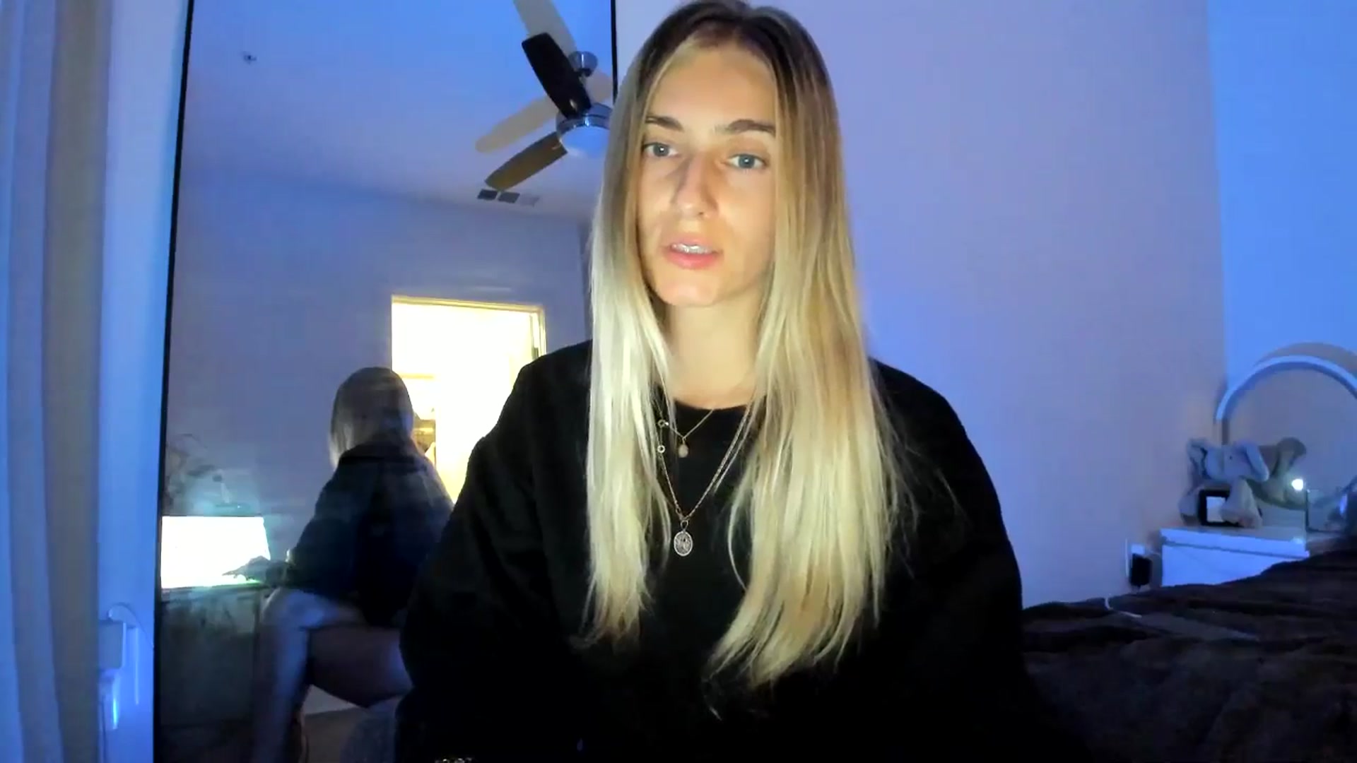 Gallery image thumbnail from Vodka_Queen's myfreecams stream on, 11/04/2024, 05:54 image 10 of 20