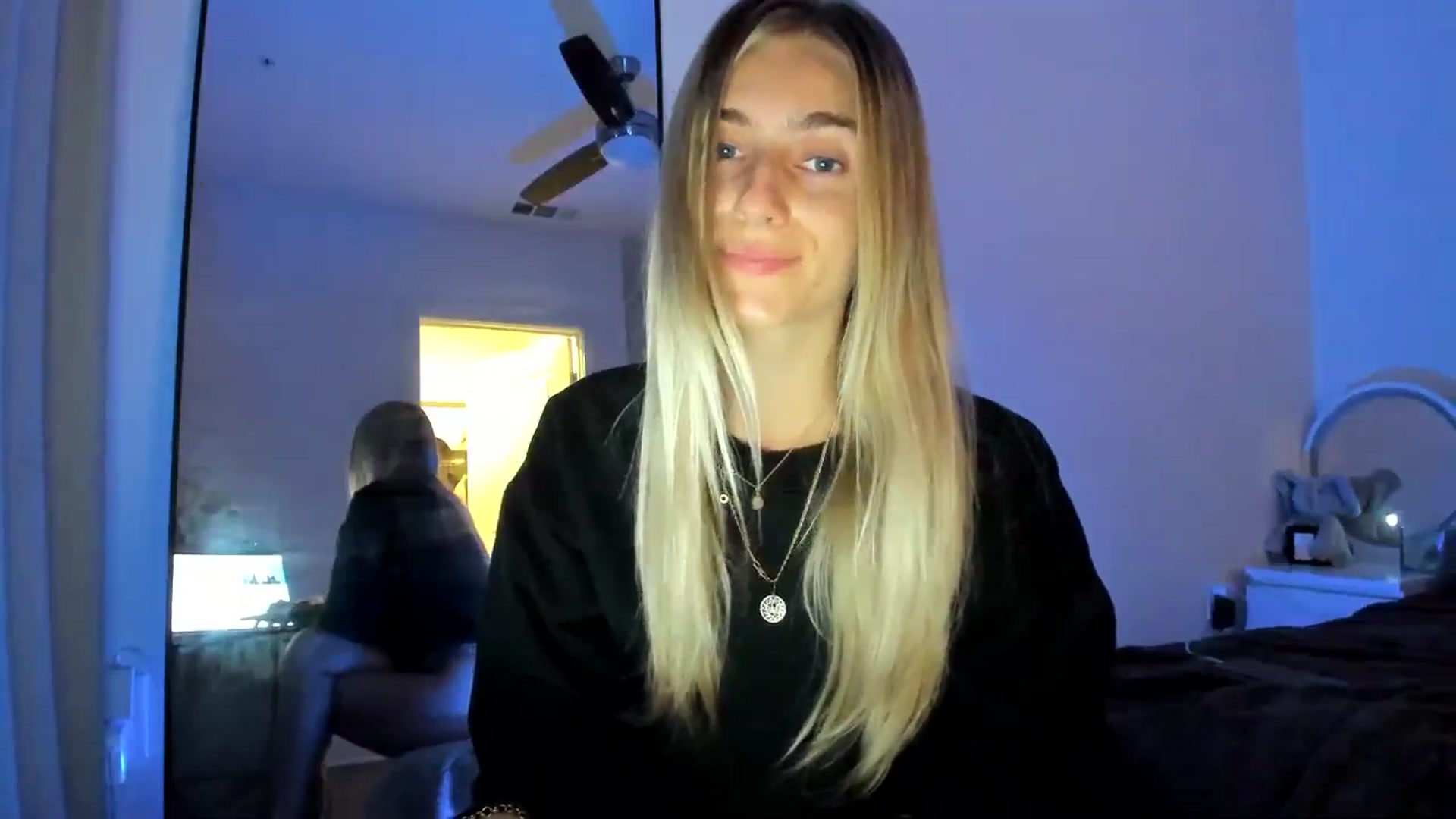 Gallery image thumbnail from Vodka_Queen's myfreecams stream on, 11/04/2024, 05:54 image 12 of 20