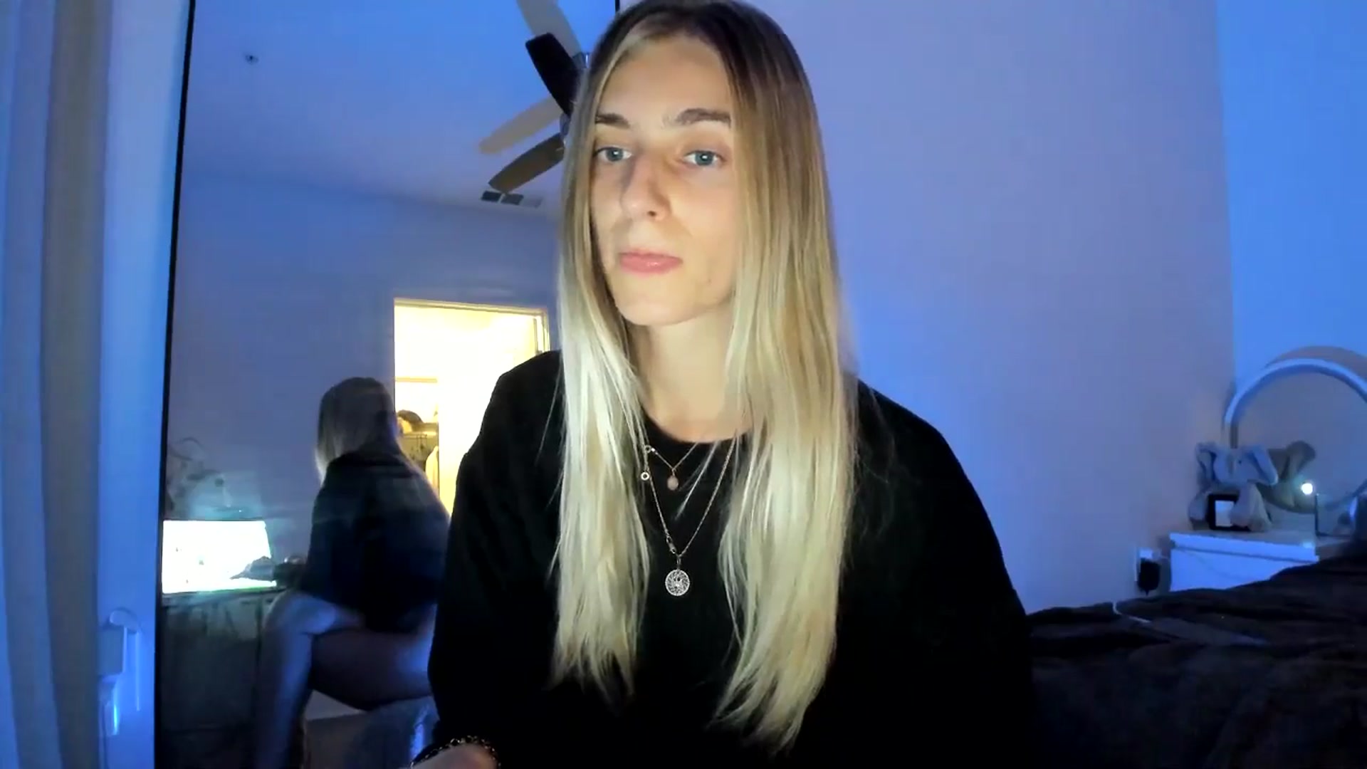 Gallery image thumbnail from Vodka_Queen's myfreecams stream on, 11/04/2024, 05:54 image 11 of 20
