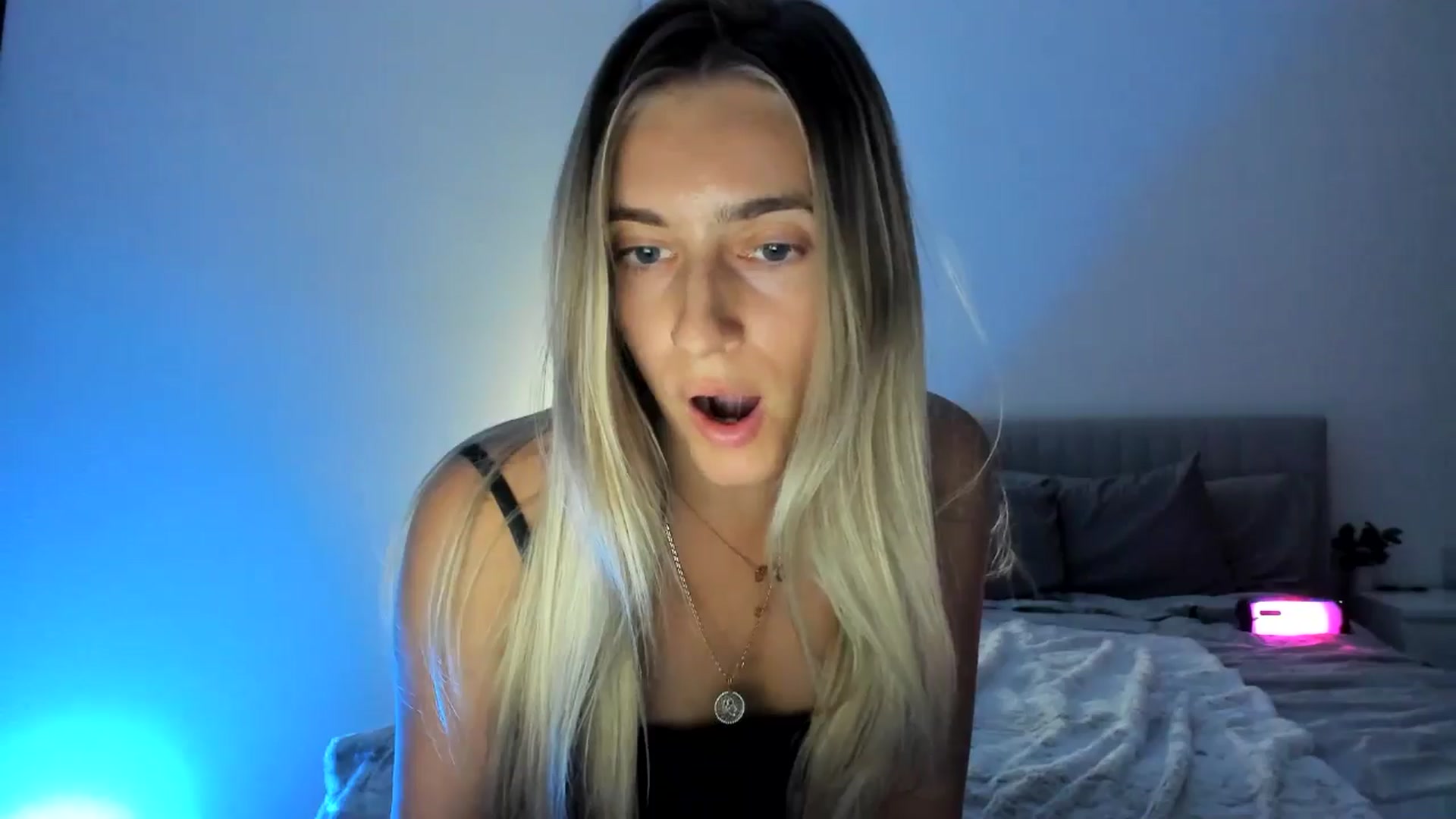 Gallery image thumbnail from Vodka_Queen's myfreecams stream on, 11/08/2024, 07:27 image 15 of 20