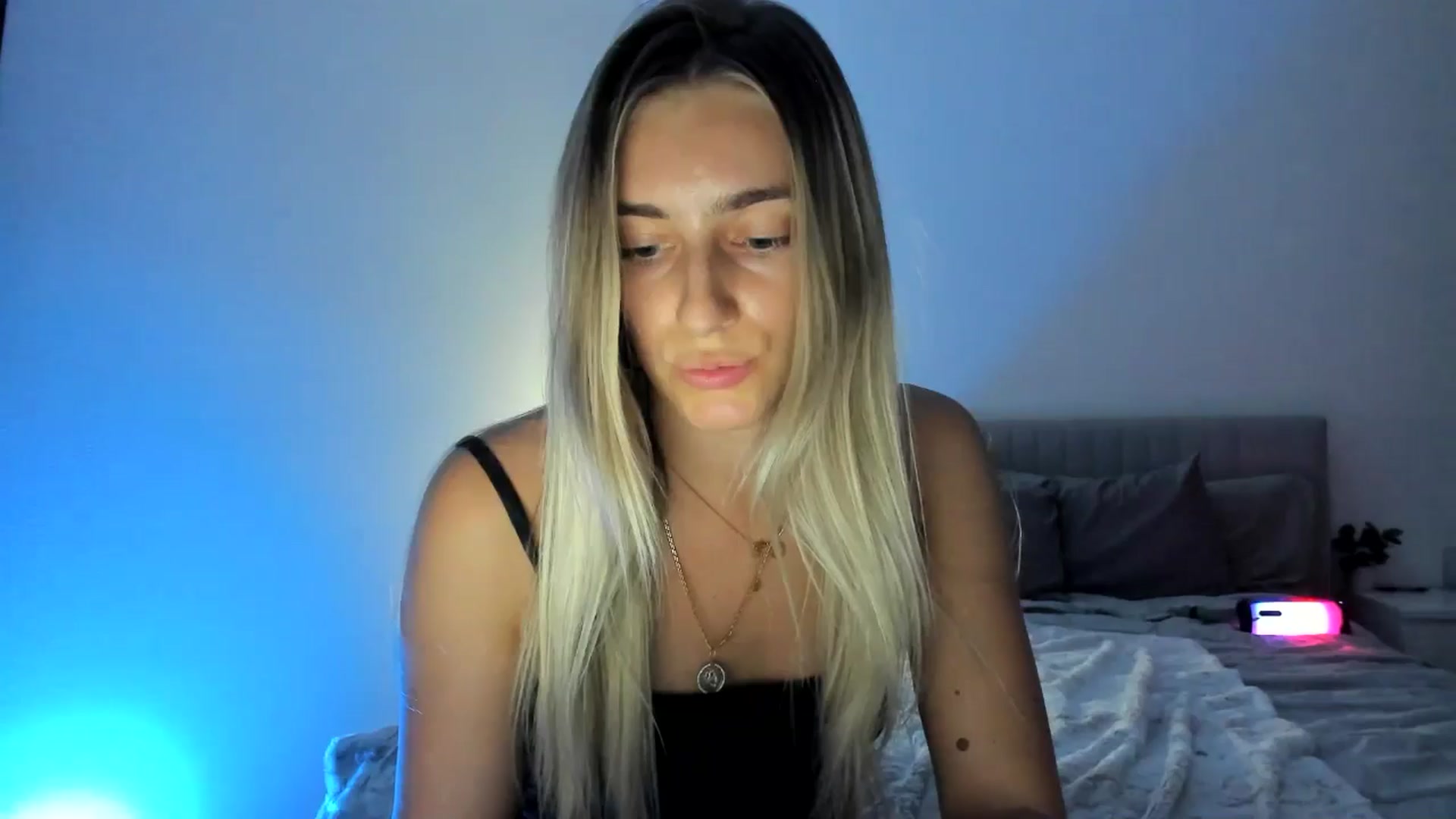 Gallery image thumbnail from Vodka_Queen's myfreecams stream on, 11/08/2024, 07:27 image 18 of 20