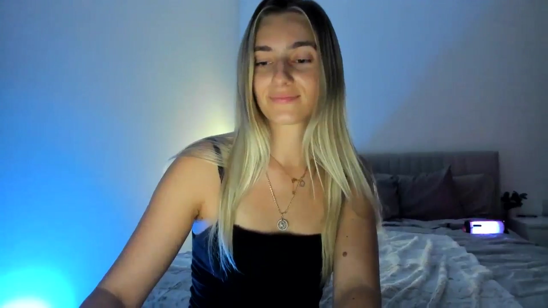 Gallery image thumbnail from Vodka_Queen's myfreecams stream on, 11/08/2024, 07:27 image 8 of 20