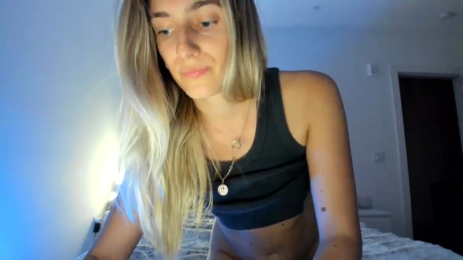 Gallery image thumbnail from Vodka_Queen's myfreecams stream on, 11/10/2024, 07:17 image 2 of 20