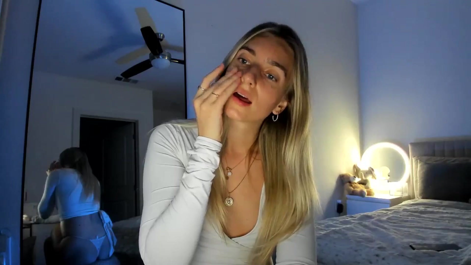 Gallery image thumbnail from Vodka_Queen's myfreecams stream on, 11/14/2024, 05:55 image 10 of 20