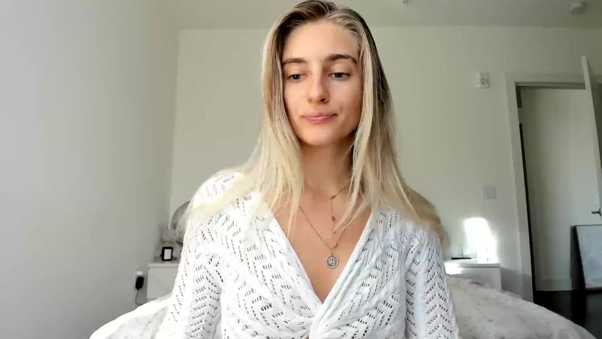 Gallery image thumbnail from Vodka_Queen's myfreecams stream on, 11/25/2024, 23:15 image 8 of 20