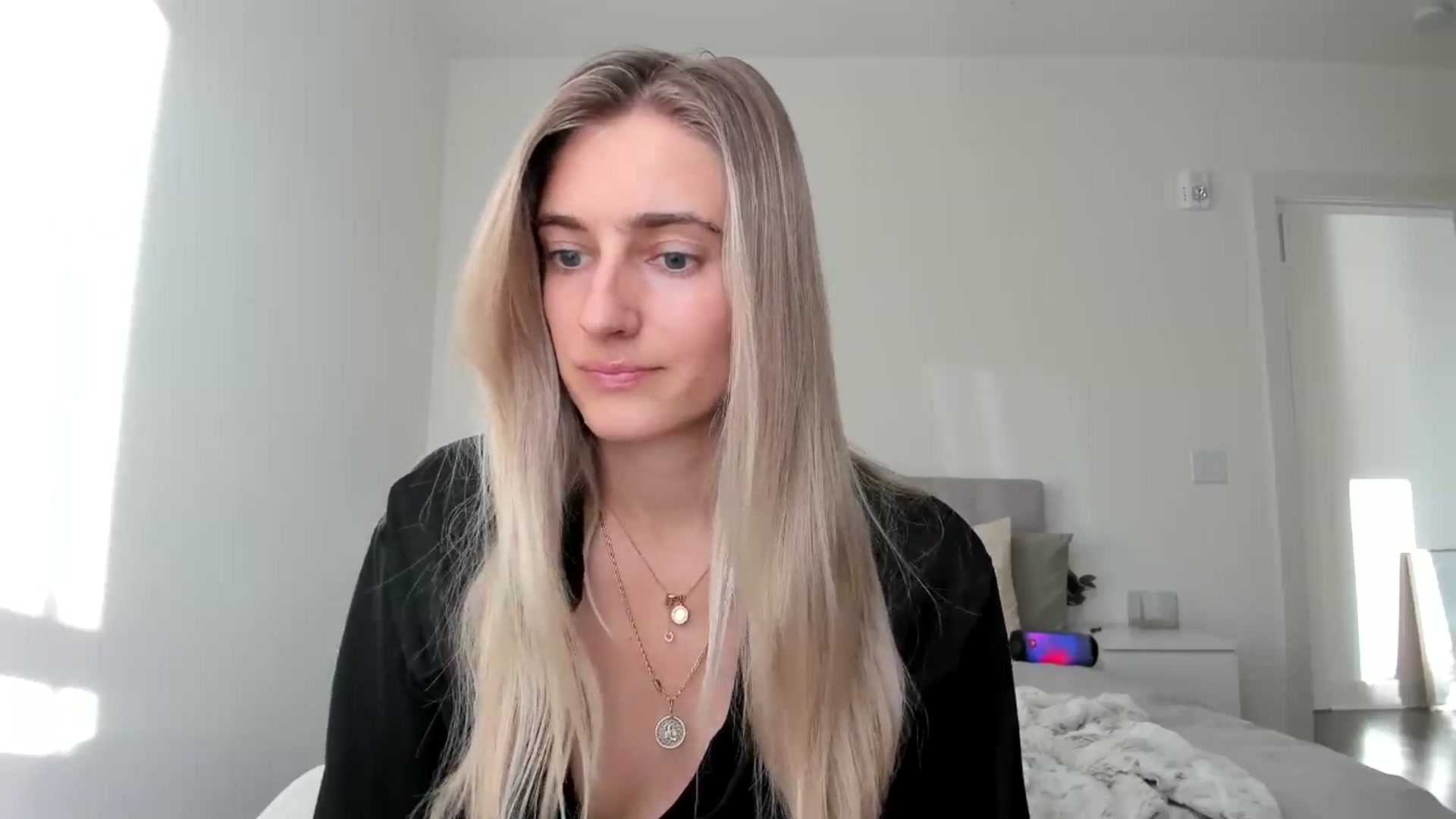 Gallery image thumbnail from Vodka_Queen's myfreecams stream on, 12/02/2024, 24:03 image 12 of 20