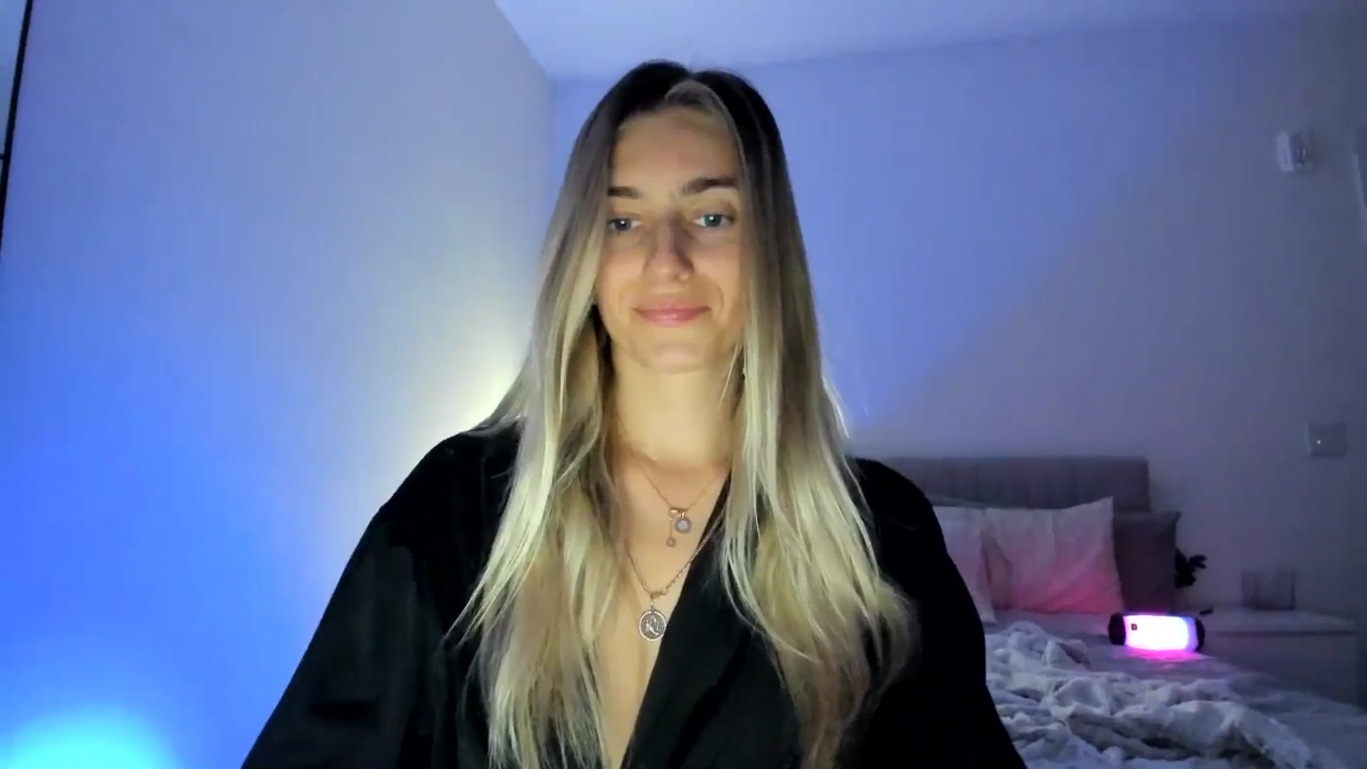Gallery image thumbnail from Vodka_Queen's myfreecams stream on, 12/02/2024, 03:12 image 9 of 20