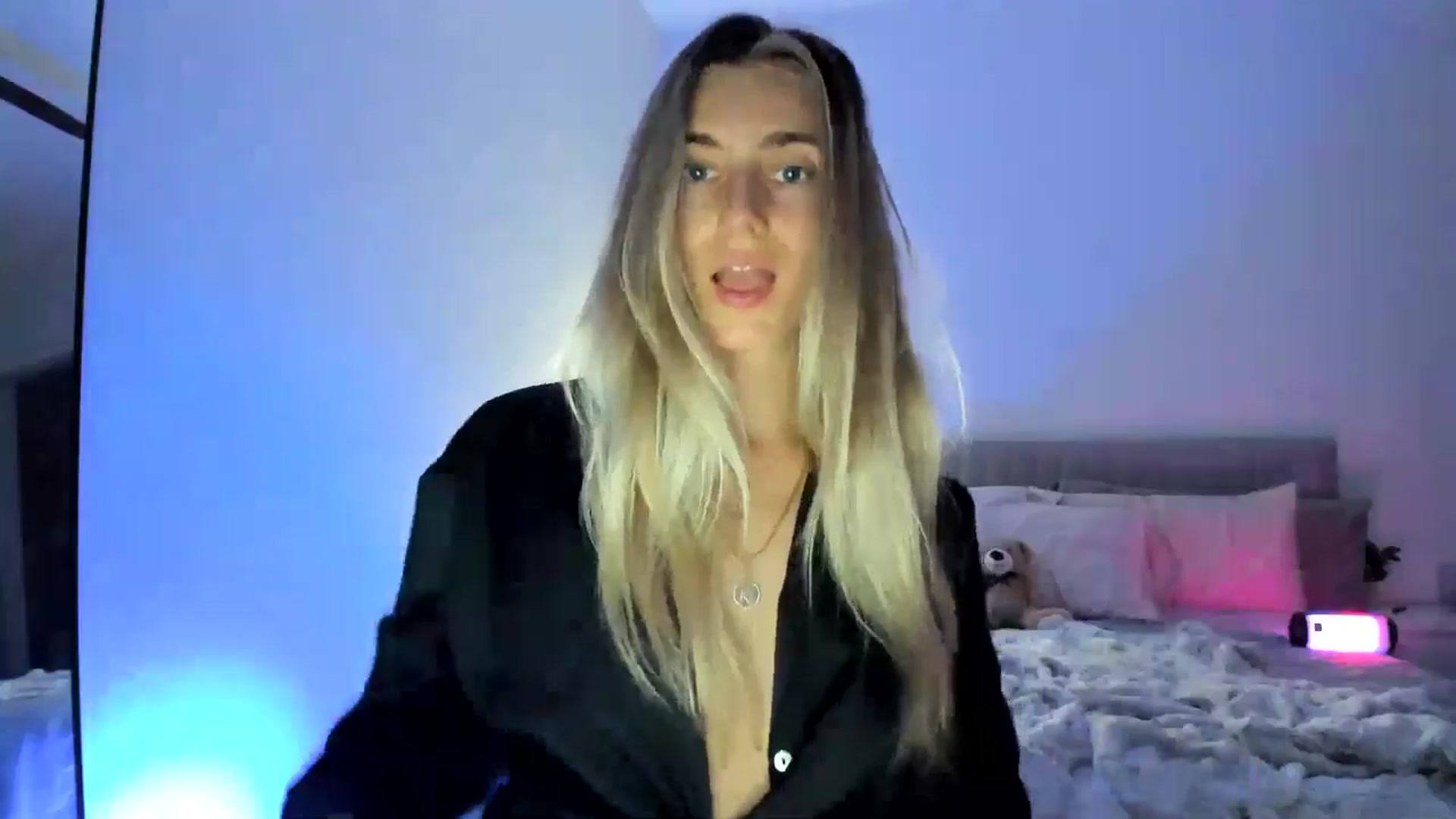 Gallery image thumbnail from Vodka_Queen's myfreecams stream on, 12/02/2024, 03:12 image 10 of 20