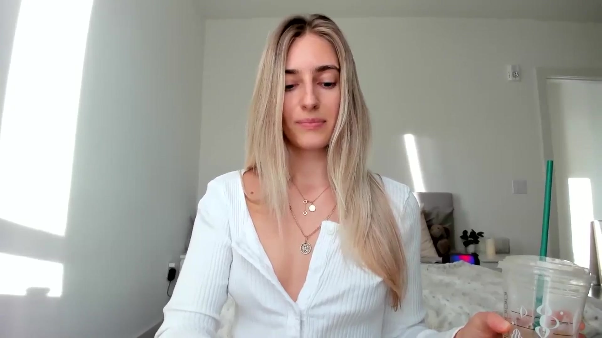 Gallery image thumbnail from Vodka_Queen's myfreecams stream on, 12/18/2024, 01:04 image 6 of 20