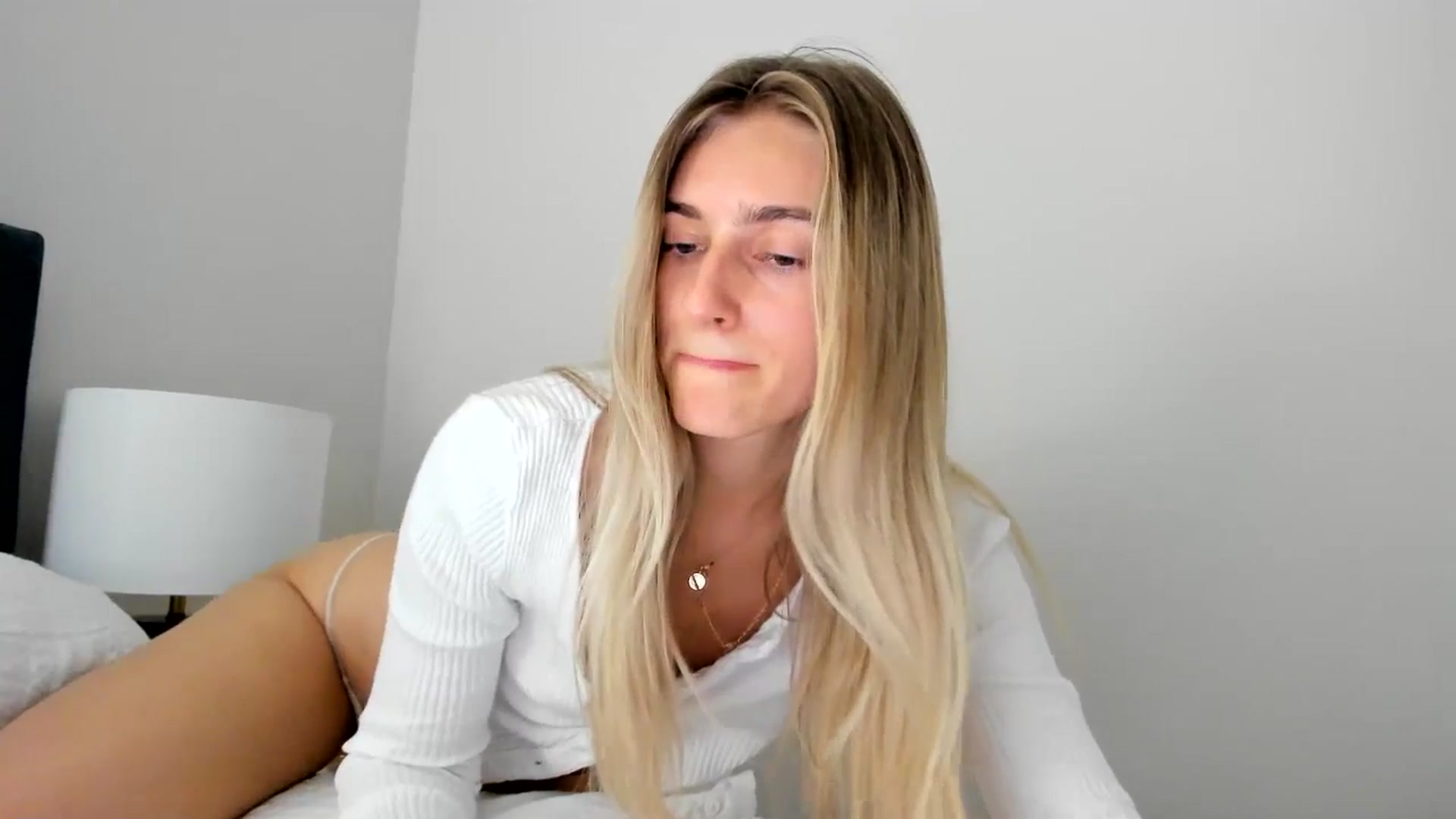 Gallery image thumbnail from Vodka_Queen's myfreecams stream on, 01/14/2025, 05:59 image 9 of 20