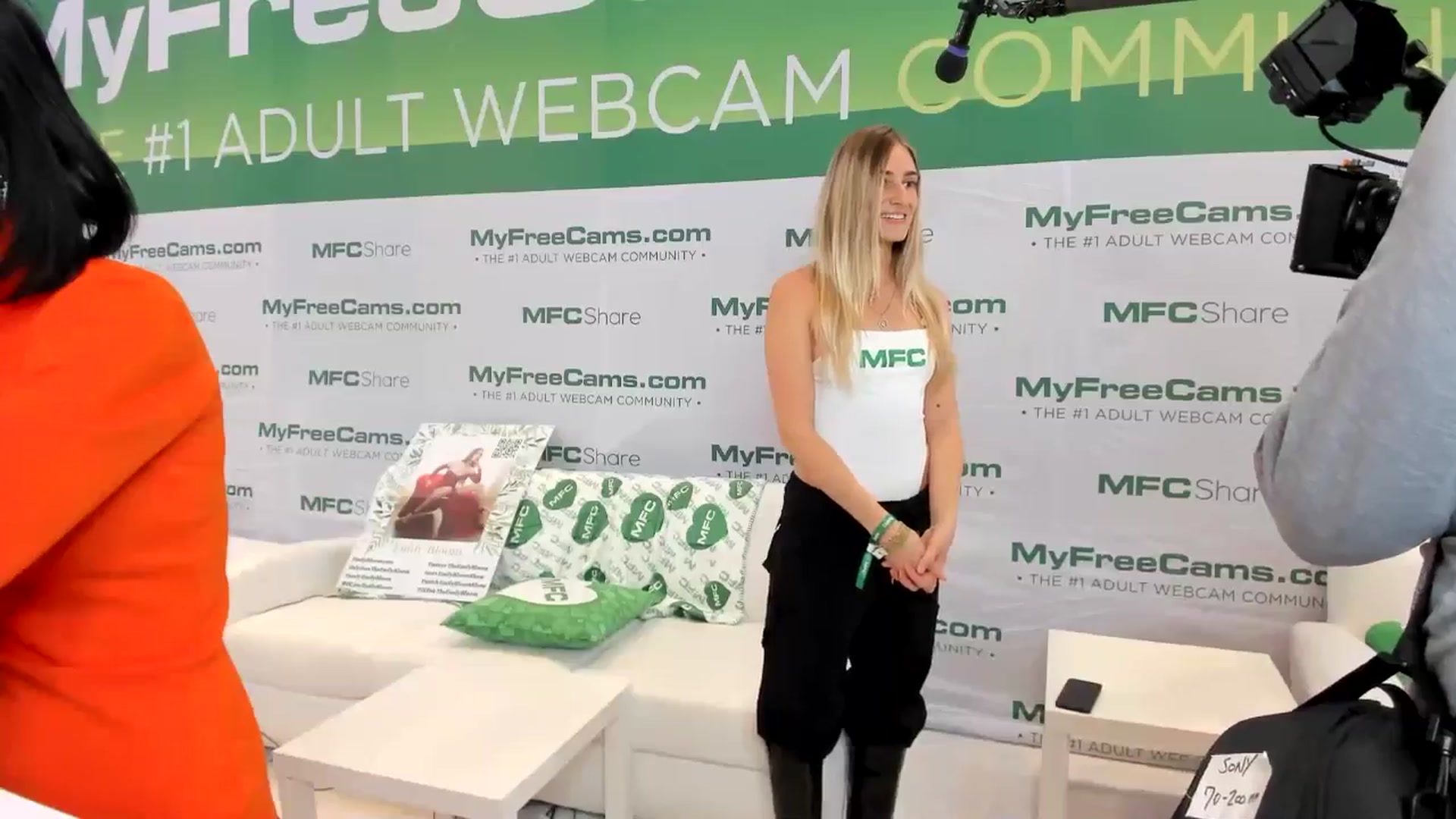 Gallery image thumbnail from Vodka_Queen's myfreecams stream on, 01/23/2025, 23:02 image 10 of 20