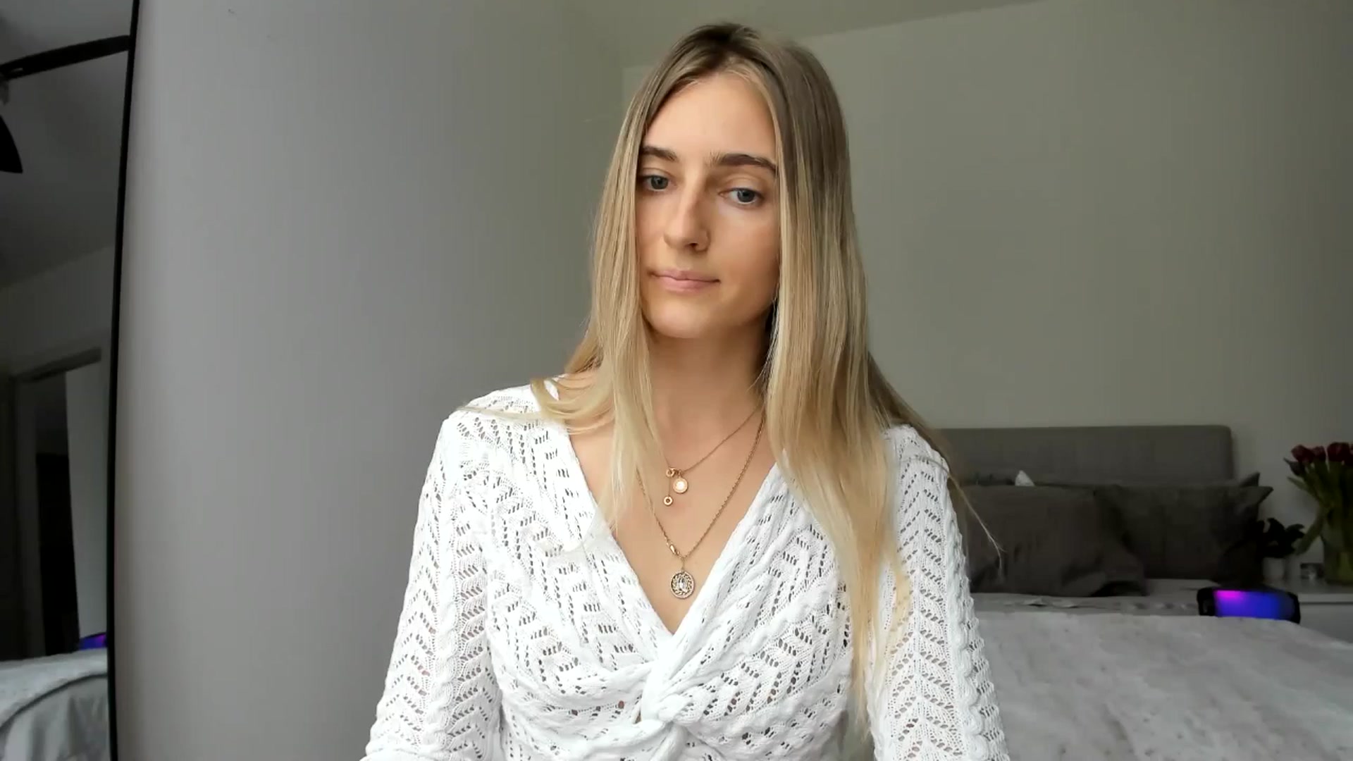 Gallery image thumbnail from Vodka_Queen's myfreecams stream on, 02/06/2025, 23:14 image 18 of 20