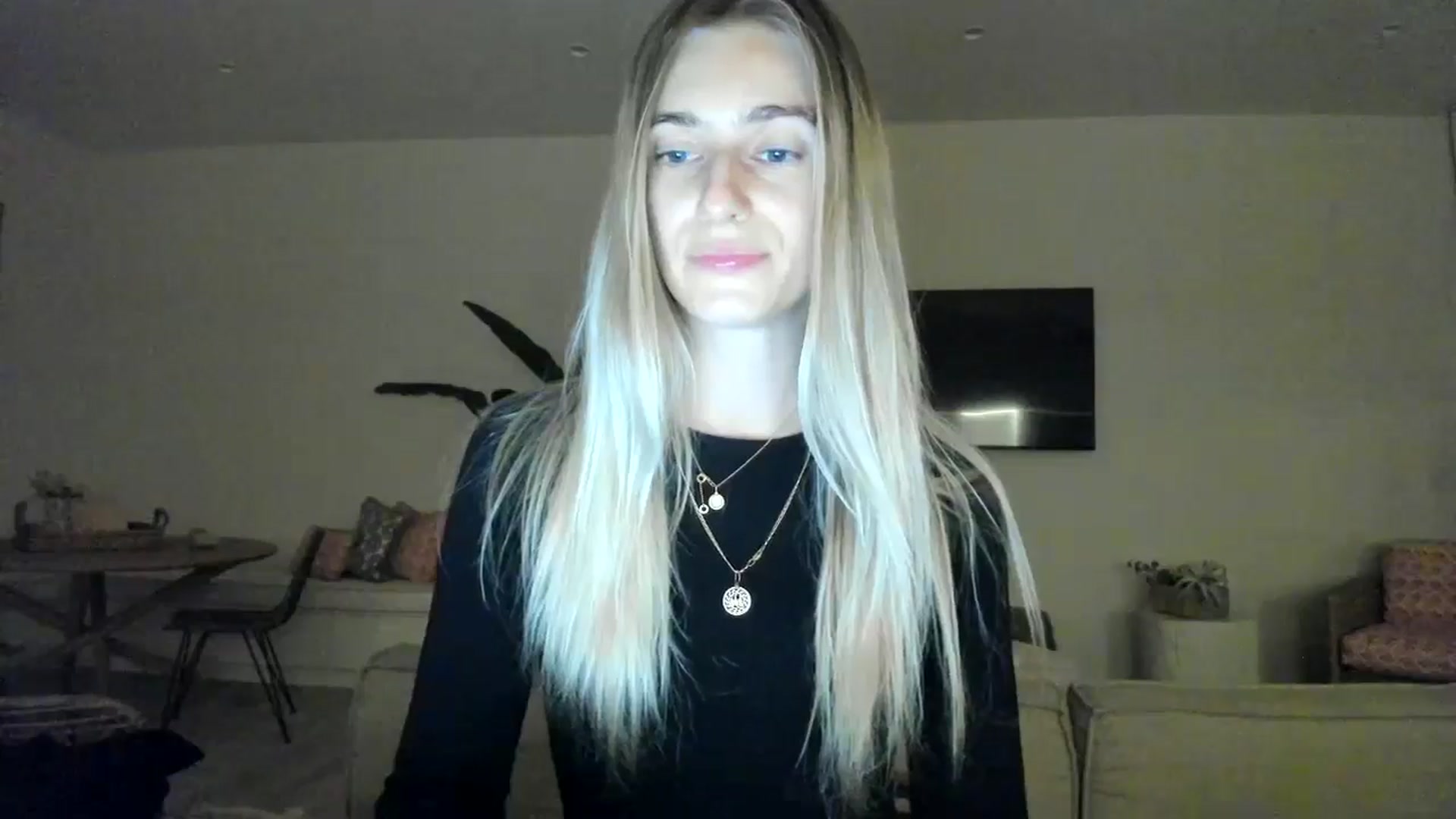 Gallery image thumbnail from Vodka_Queen's myfreecams stream on, 02/09/2025, 08:43 image 10 of 20