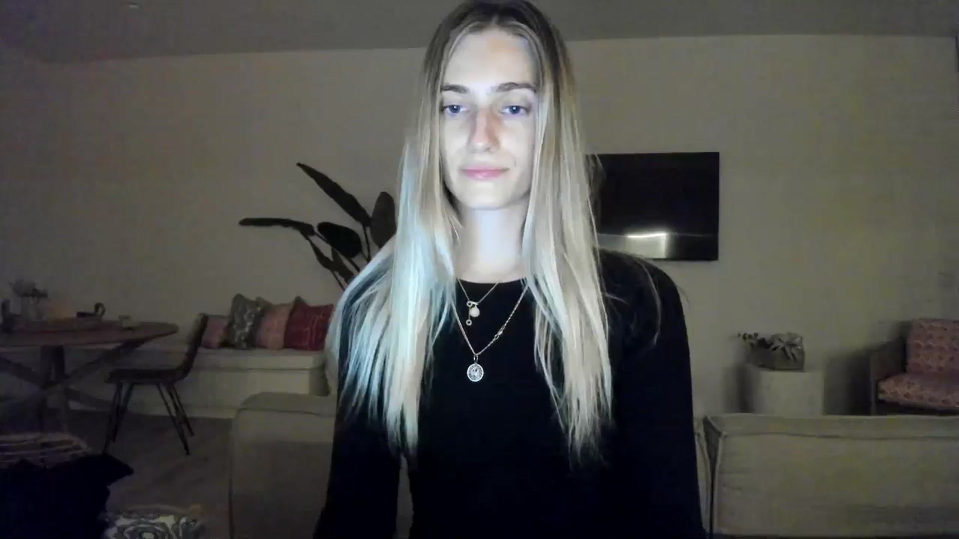 Gallery image thumbnail from Vodka_Queen's myfreecams stream on, 02/09/2025, 08:43 image 6 of 20