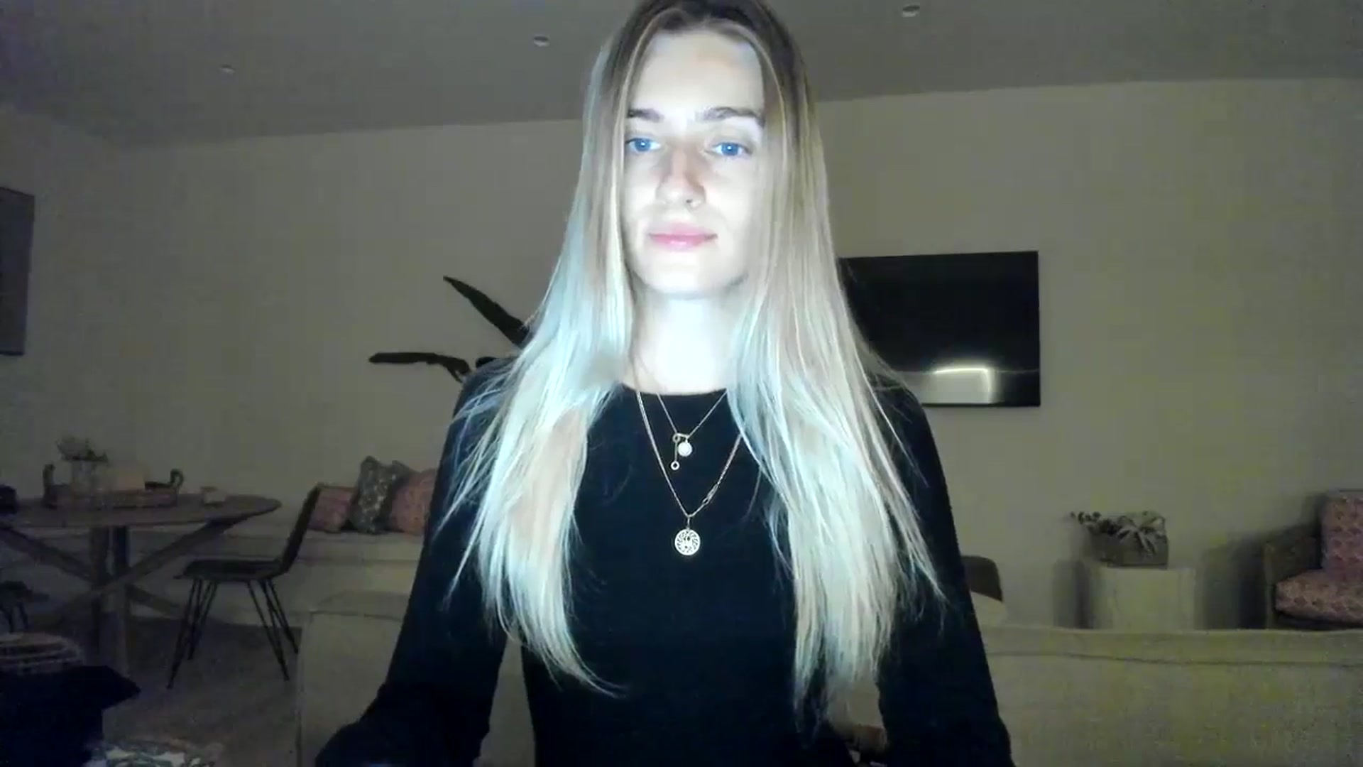 Gallery image thumbnail from Vodka_Queen's myfreecams stream on, 02/09/2025, 12:31 image 17 of 20