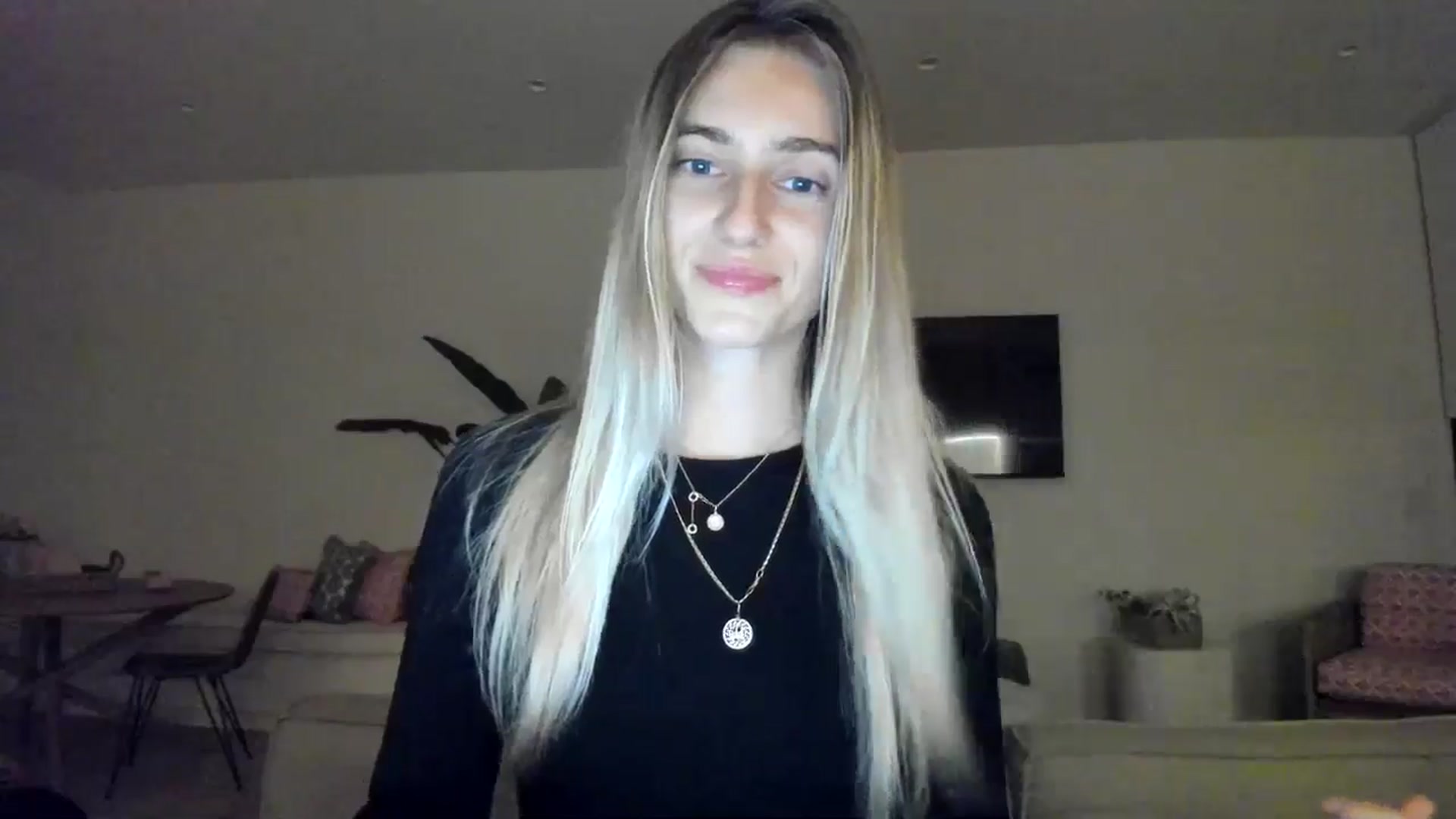 Gallery image thumbnail from Vodka_Queen's myfreecams stream on, 02/09/2025, 12:31 image 9 of 20