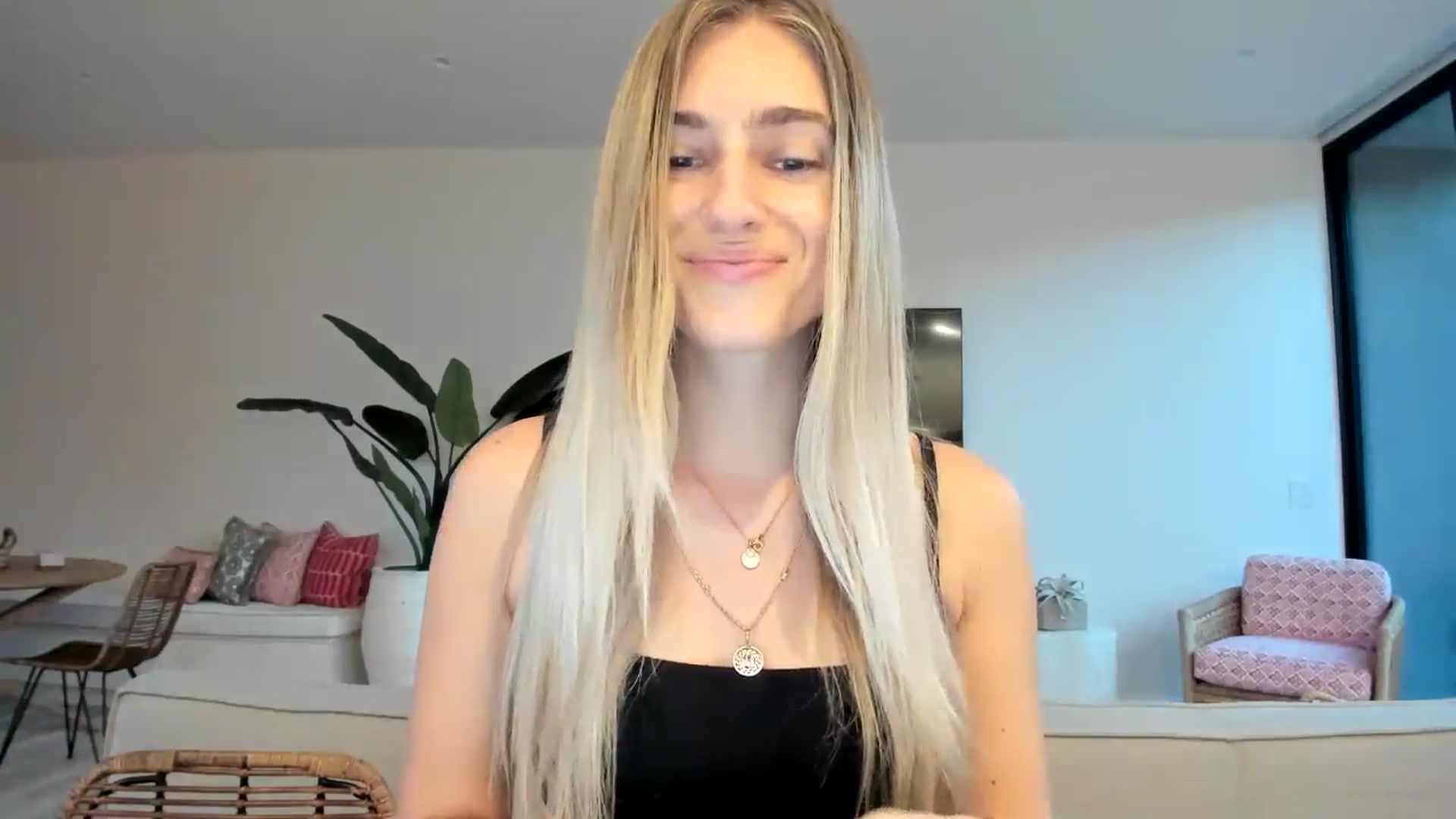 Gallery image thumbnail from Vodka_Queen's myfreecams stream on, 02/11/2025, 01:32 image 8 of 20
