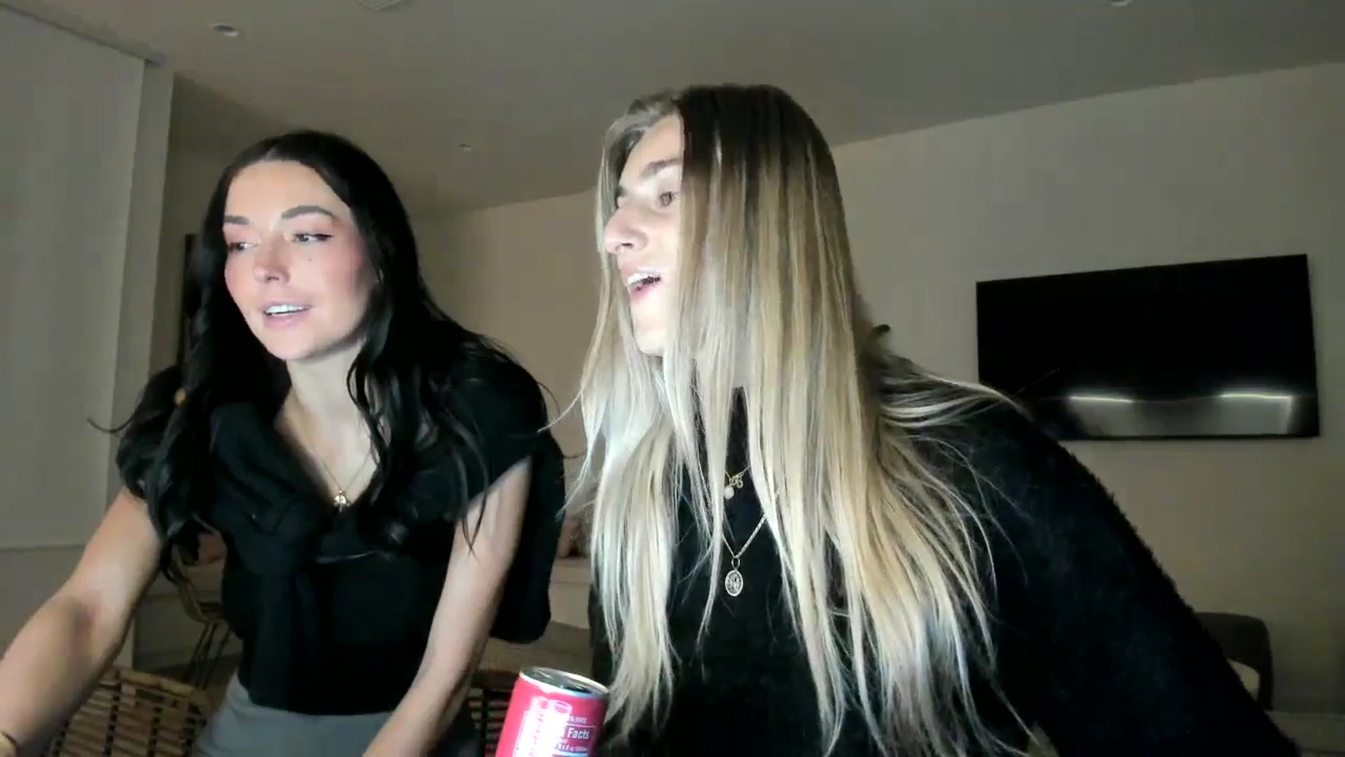 Gallery image thumbnail from Vodka_Queen's myfreecams stream on, 02/11/2025, 09:30 image 4 of 20