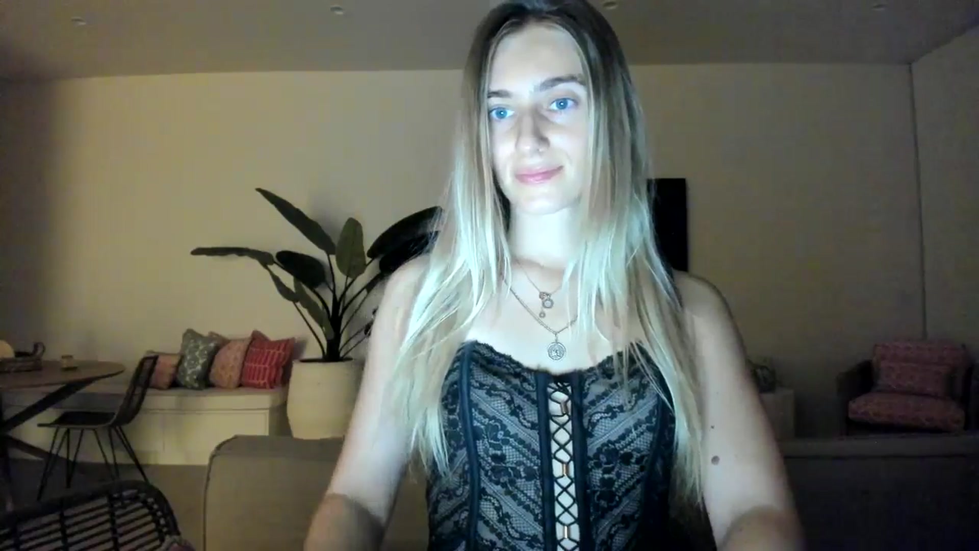 Gallery image thumbnail from Vodka_Queen's myfreecams stream on, 02/16/2025, 10:39 image 2 of 20